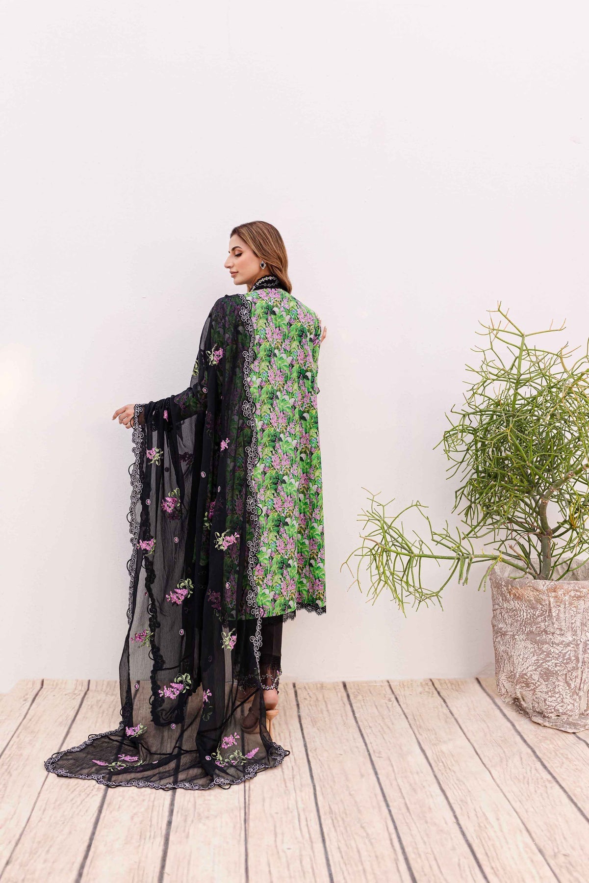 Sable Vogue | Shiree Lawn 24 | Black Iris