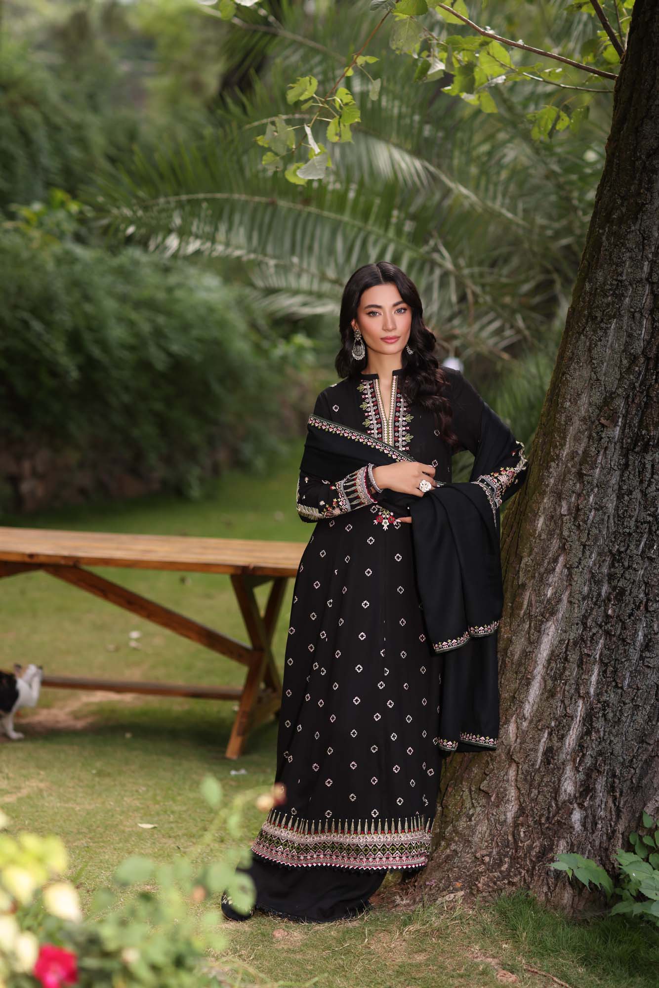 Noor by Saadia Asad | Suzaankari Winter 24 | D05 - Official Noor by Saadia Asad - Agha Fabrics UK