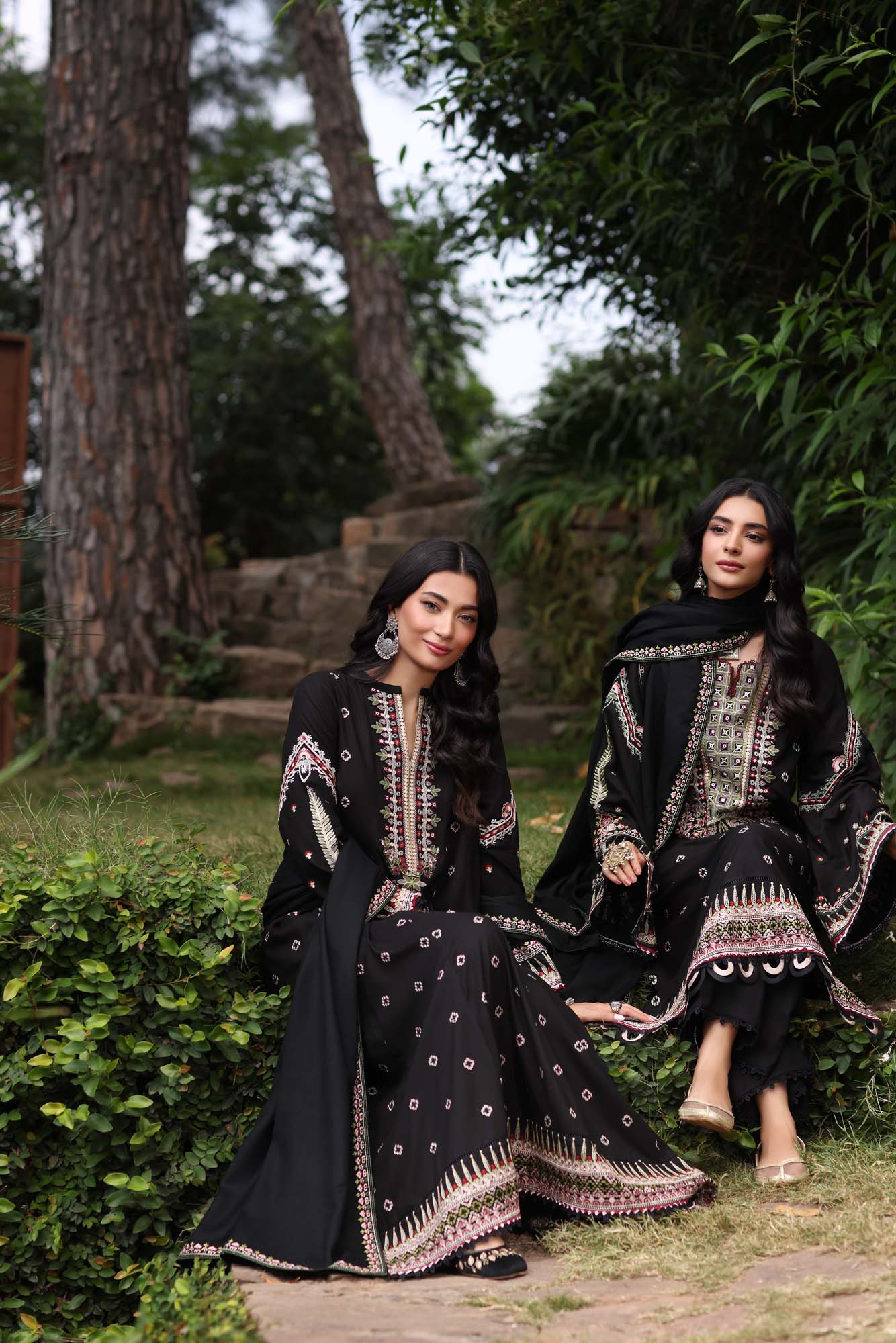 Noor by Saadia Asad | Suzaankari Winter 24 | D05 - Official Noor by Saadia Asad - Agha Fabrics UK
