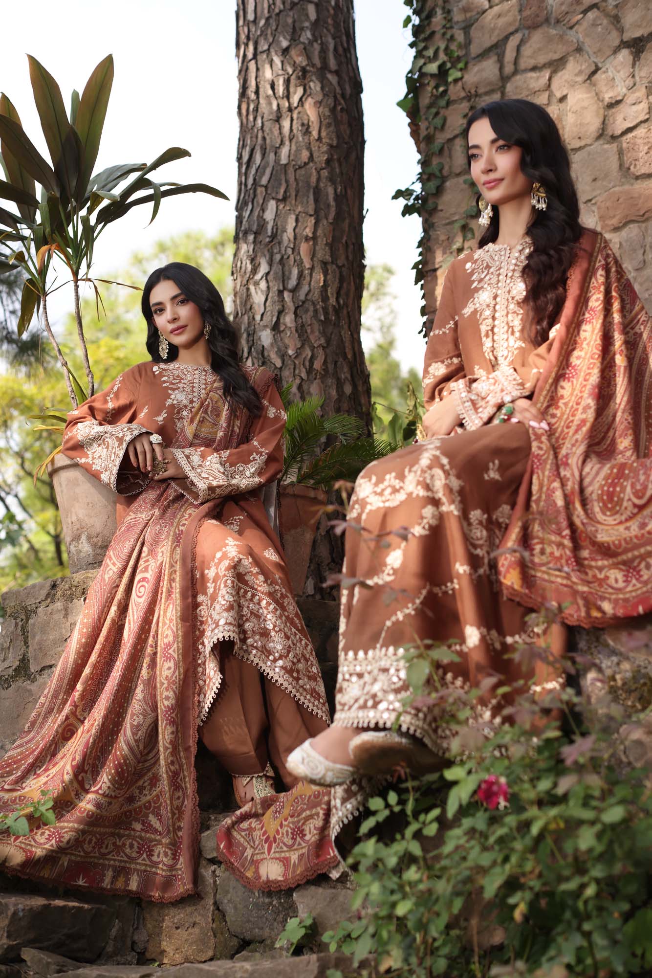 Noor by Saadia Asad | Suzaankari Winter 24 | D09 - Official Noor by Saadia Asad - Agha Fabrics UK