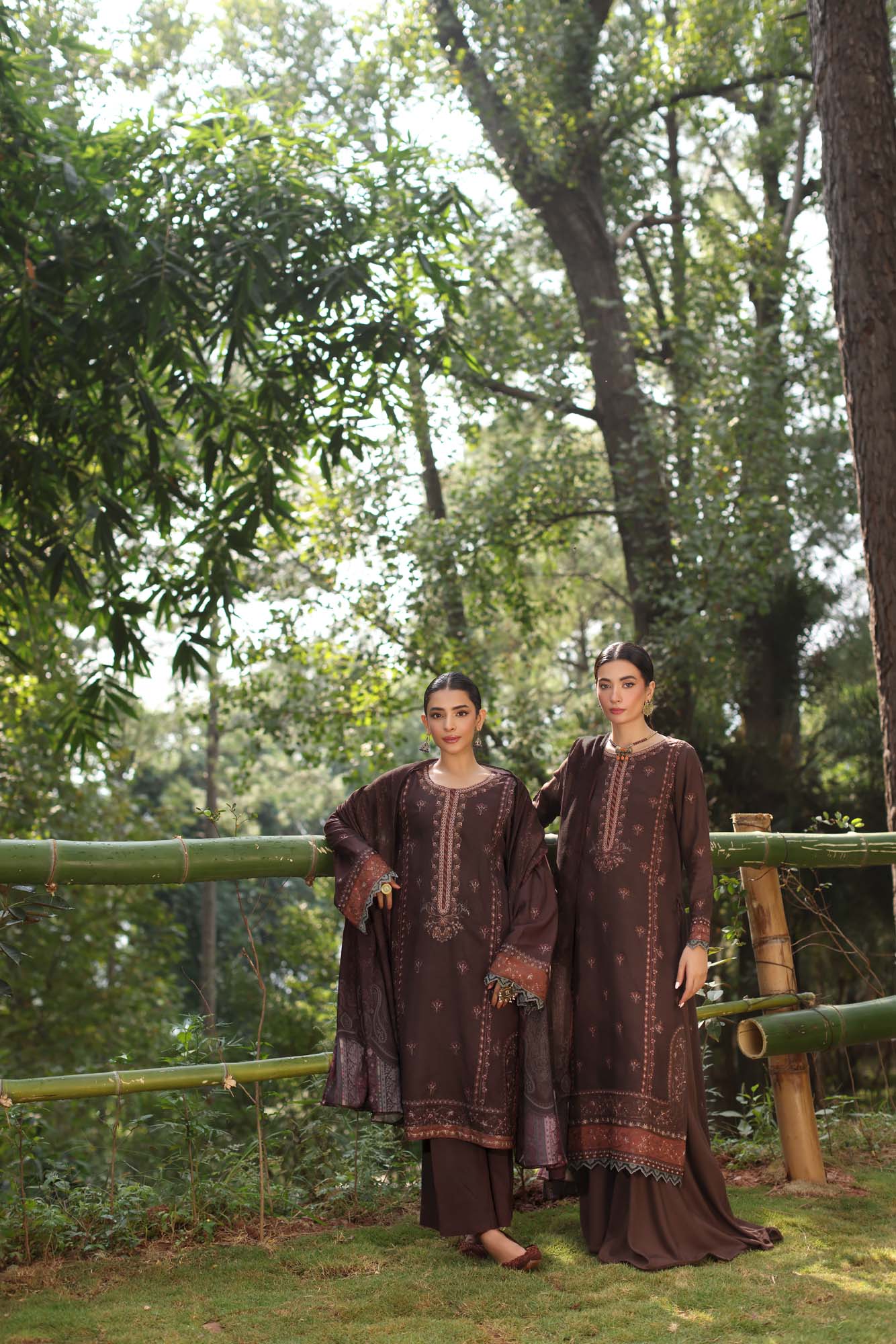 Noor by Saadia Asad | Suzaankari Winter 24 | D04 - Official Noor by Saadia Asad - Agha Fabrics UK