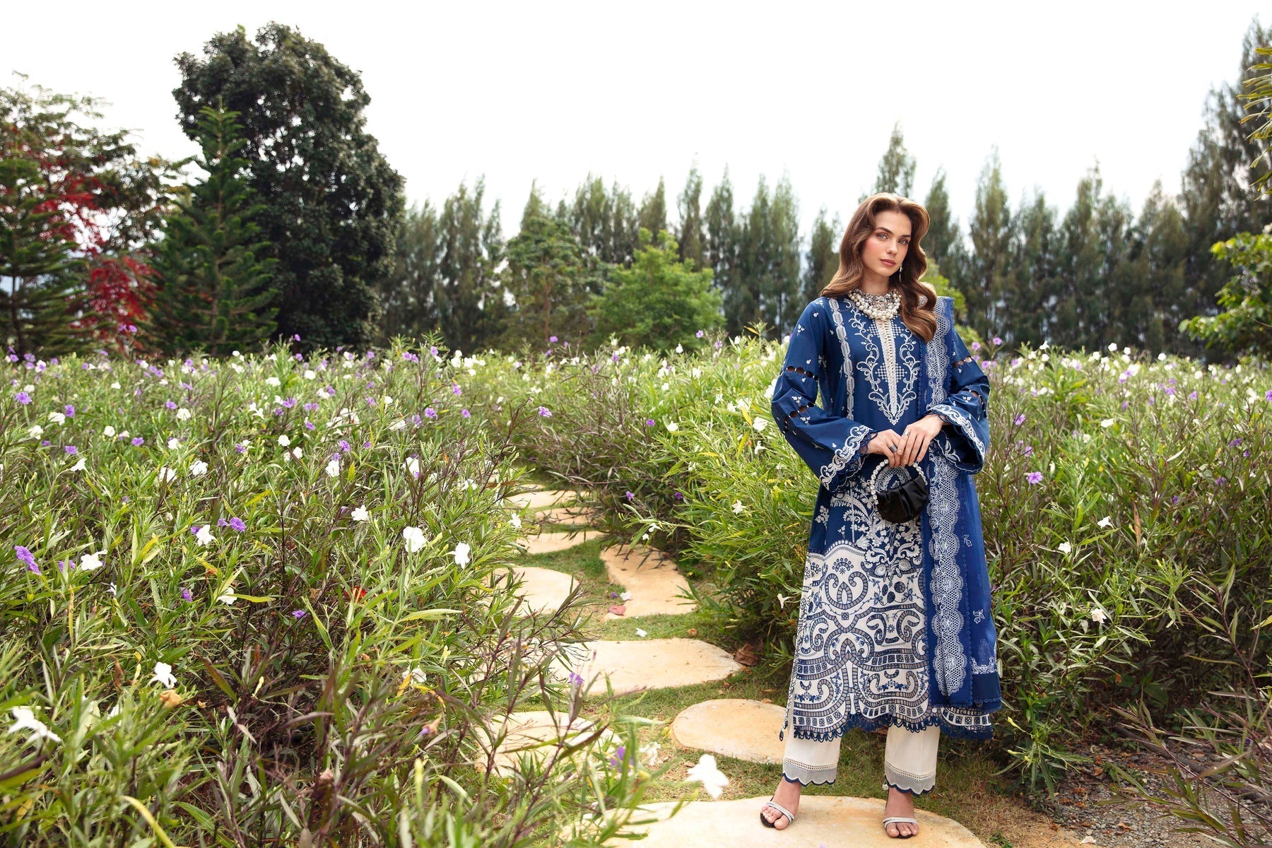 Sable Vogue | Luxury Lawn 24 | Afina