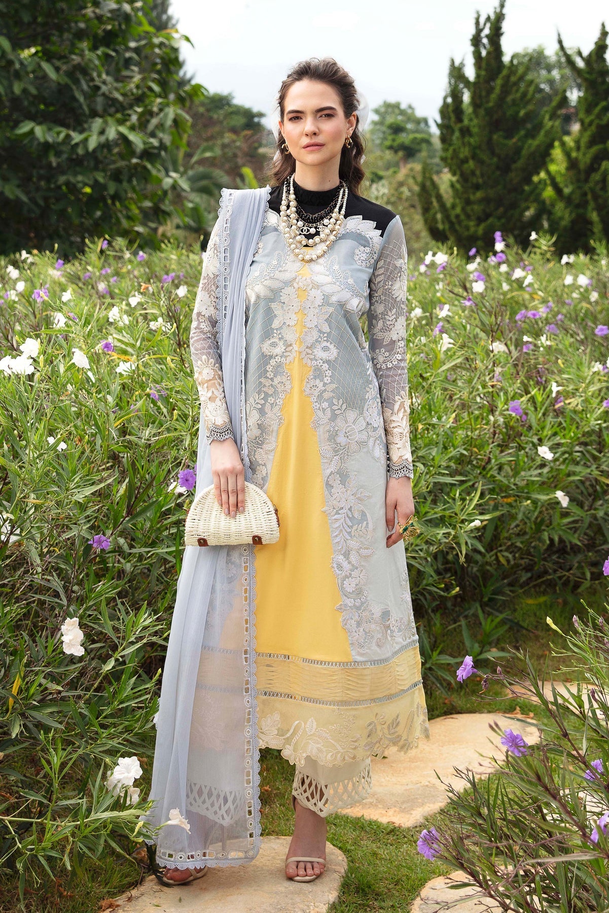 Sable Vogue | Luxury Lawn 24 | Leena