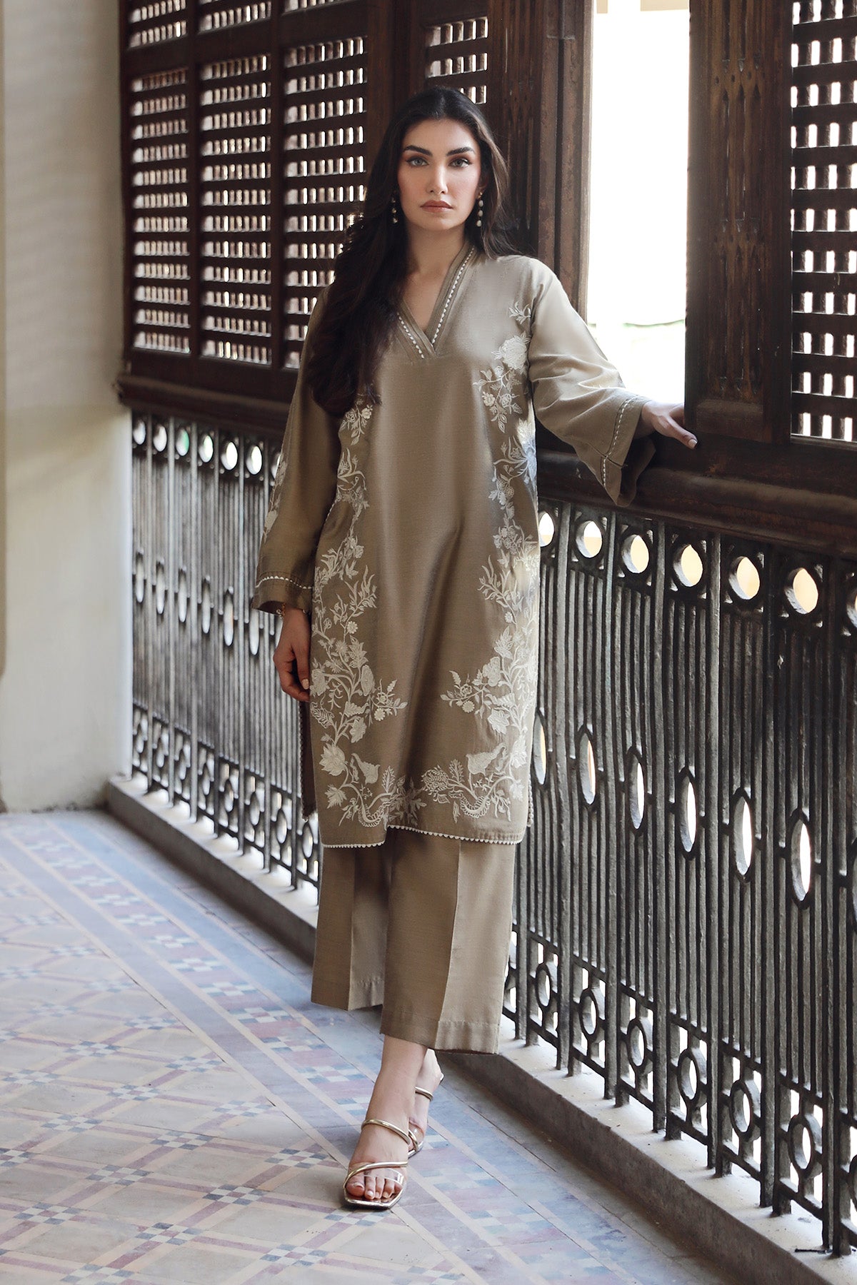 Sahar | Luxe Ready to Wear | Vanilla Petals