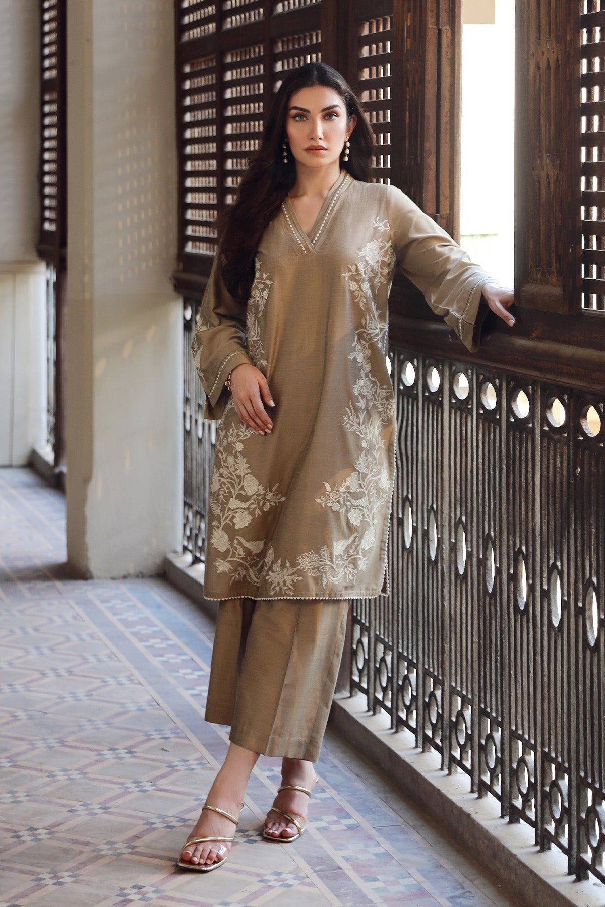 Sahar | Luxe Ready to Wear | Vanilla Petals