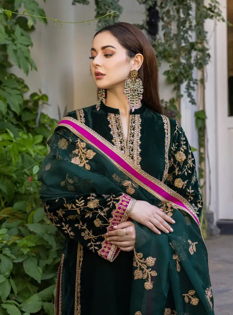 Zainab Chottani | Stitched Velvet 2022 | Pareeshay - Official Zainab Chottani - Agha Fabrics UK