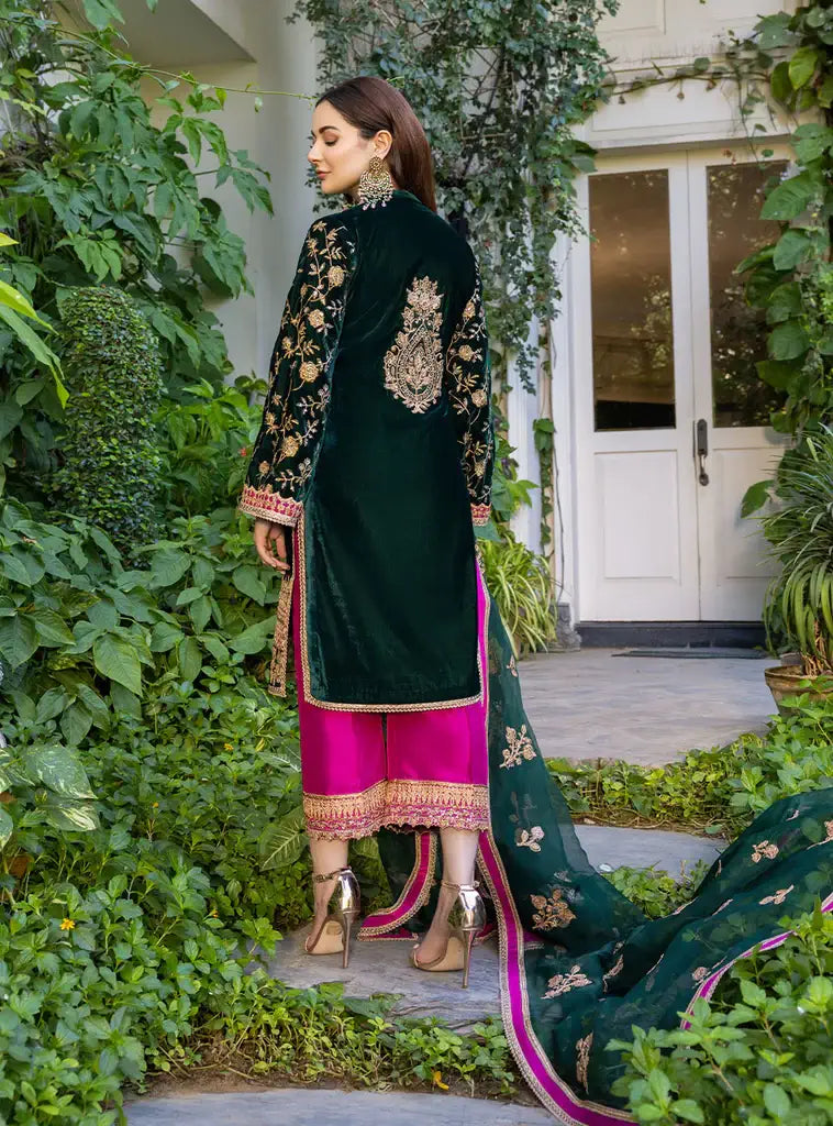 Zainab Chottani | Stitched Velvet 2022 | Pareeshay - Official Zainab Chottani - Agha Fabrics UK