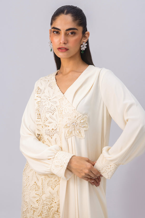 Sana Abbas | La Fiesta | Sweet Cream