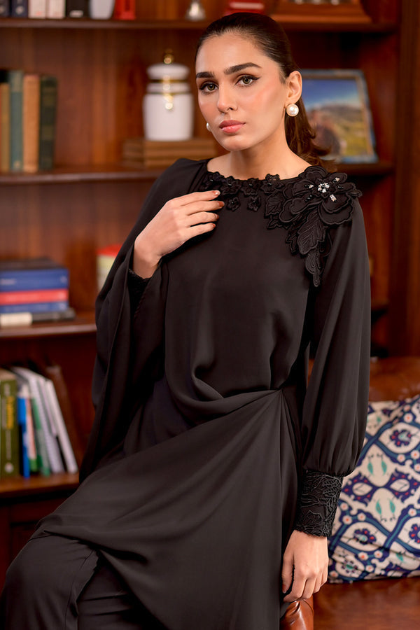 Sana Abbas | La Fiesta | Sable