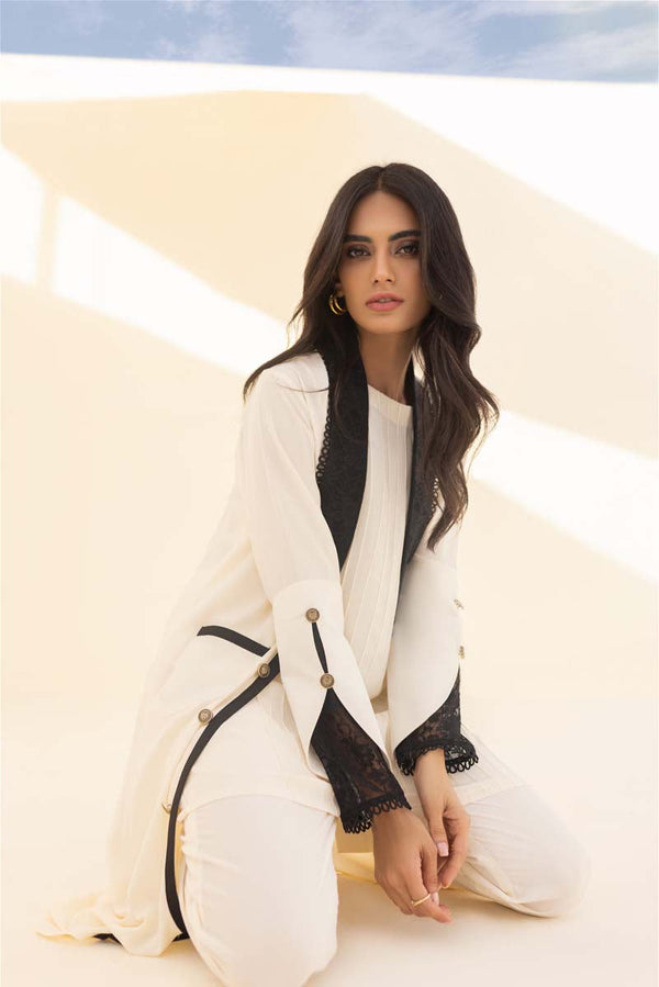 Sana Abbas | La Fiesta | Ivy