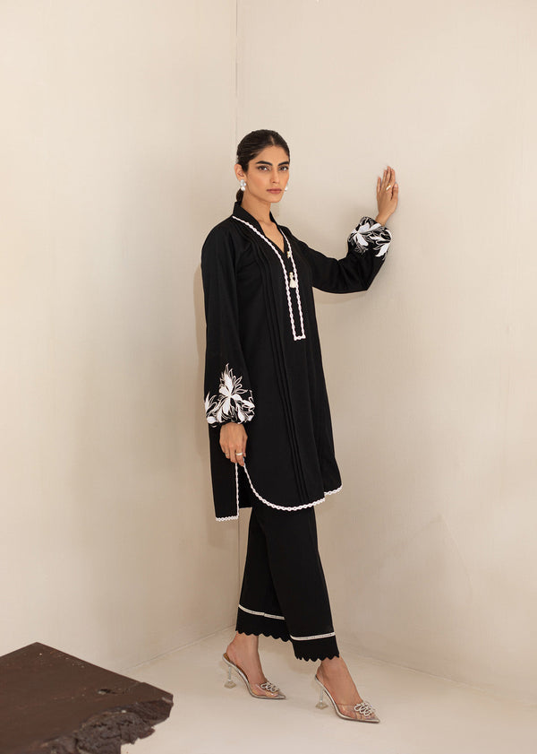 Sana Abbas | La Fiesta | Ezel