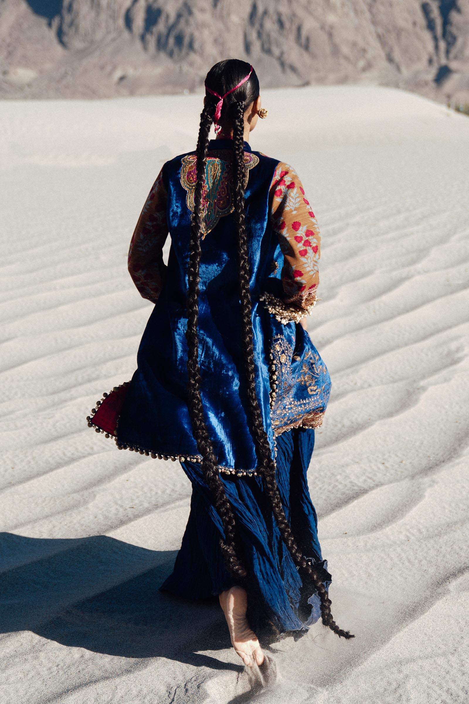 Sana Safinaz | Winter Shawl 24 | V241-001-3CP - Official Sana Safinaz - Agha Fabrics UK