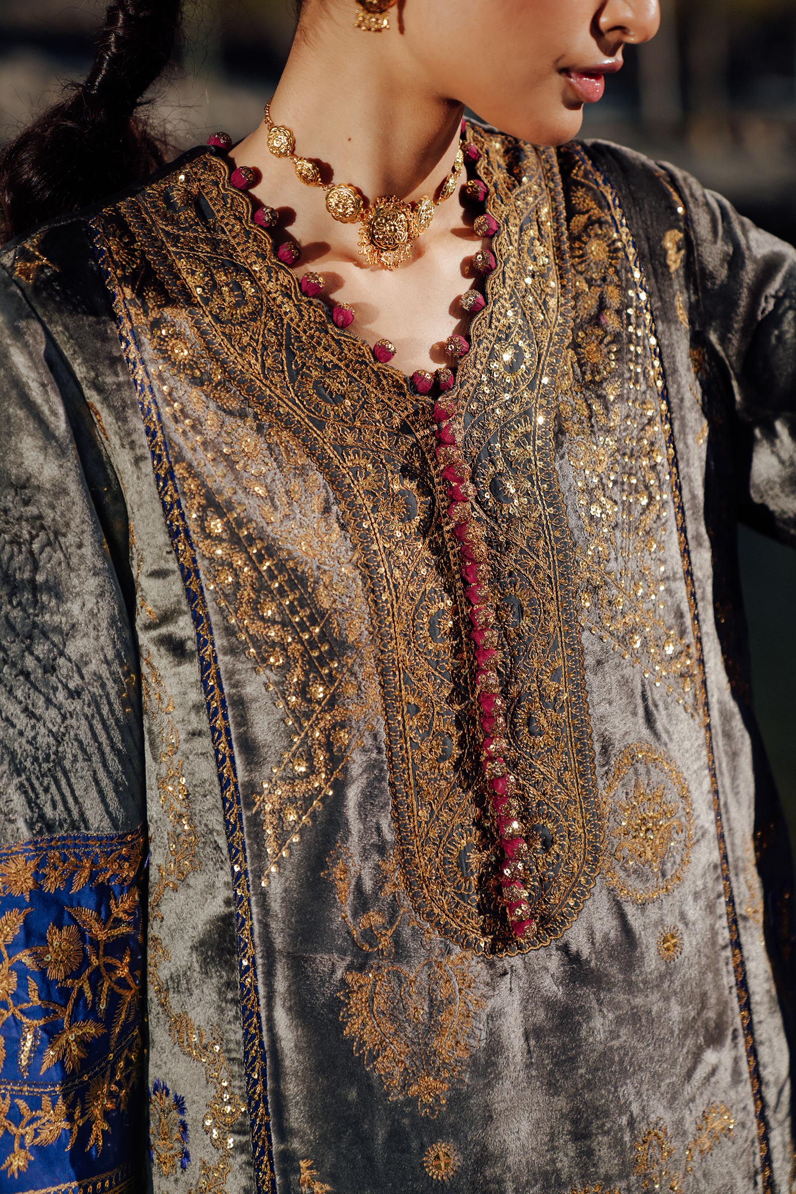 Sana Safinaz | Winter Shawl 24 | V241-004-3CP - Official Sana Safinaz - Agha Fabrics UK