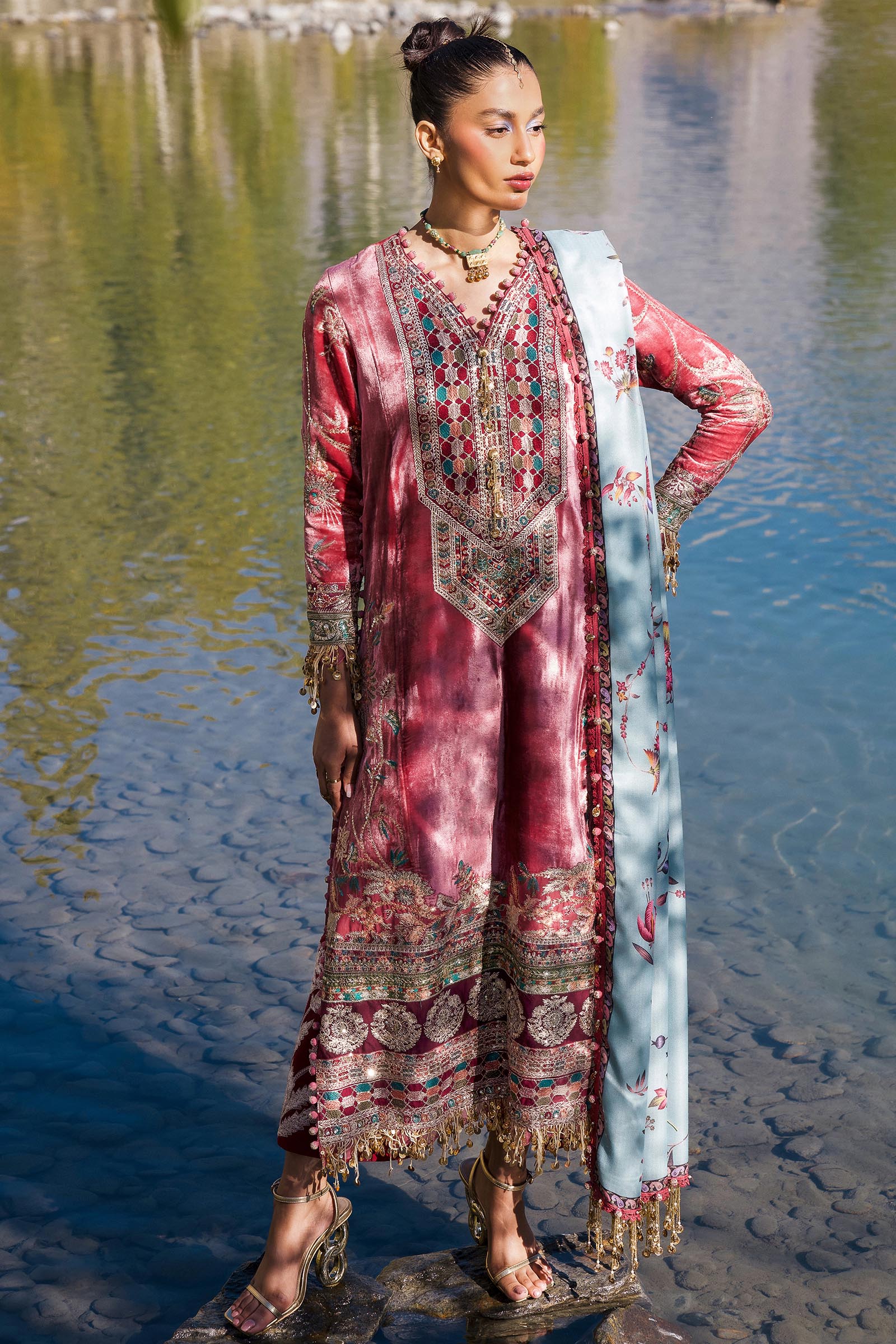 Sana Safinaz | Winter Shawl 24 | V241-005-3CP - Official Sana Safinaz - Agha Fabrics UK