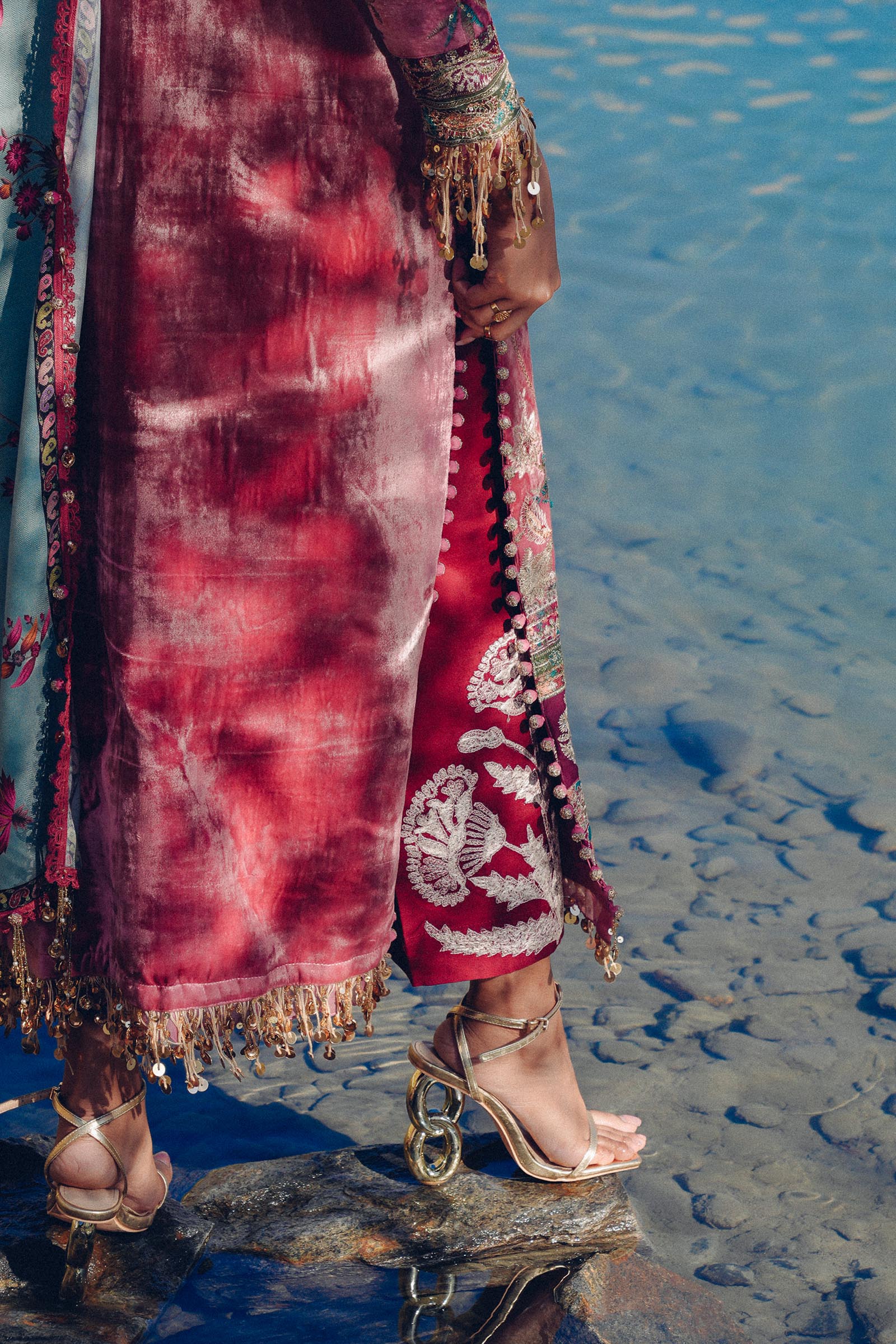 Sana Safinaz | Winter Shawl 24 | V241-005-3CP - Official Sana Safinaz - Agha Fabrics UK