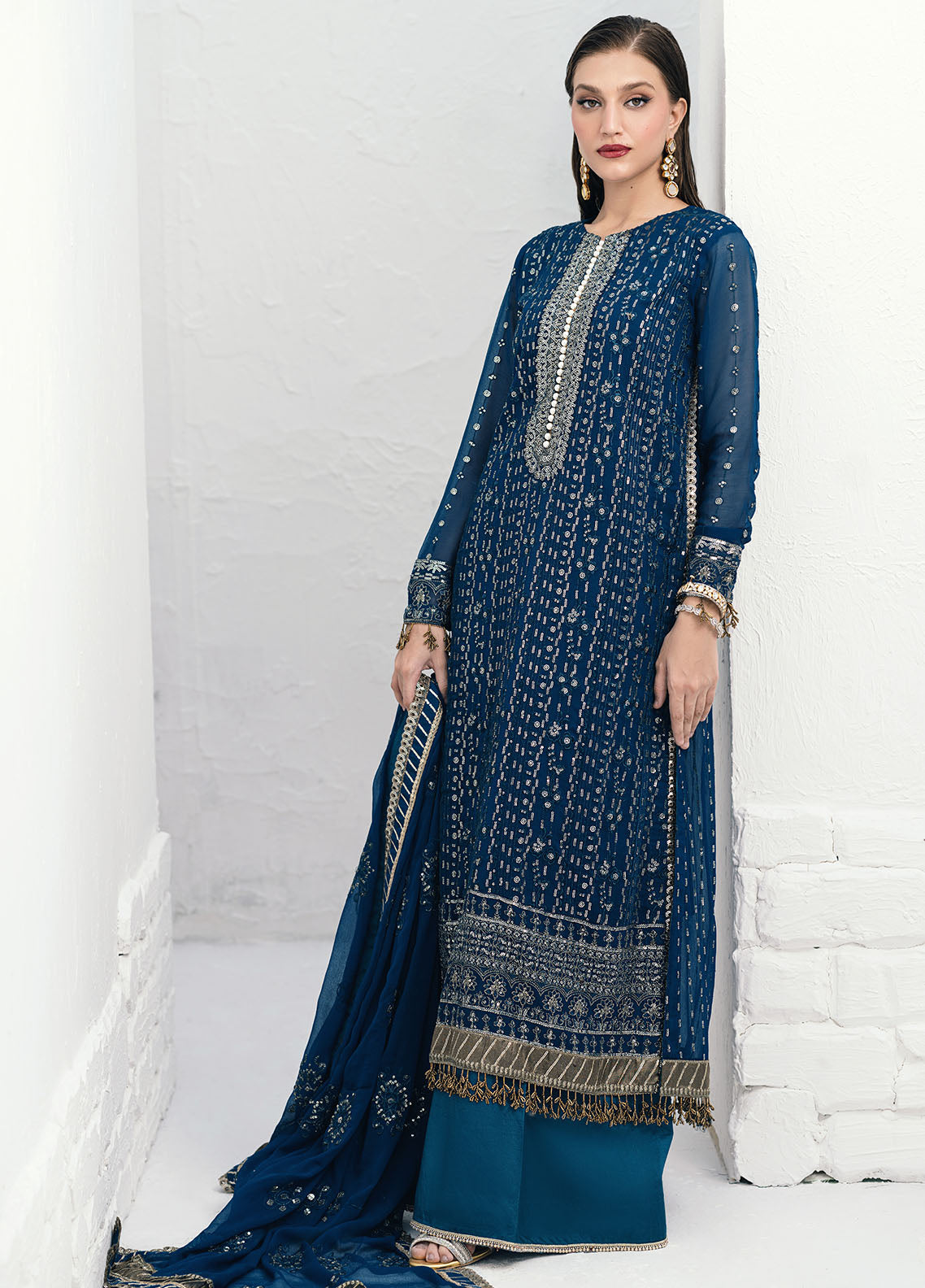 Sahane | Savoir Luxury Formals | CT-140004 Ashen - Savoir