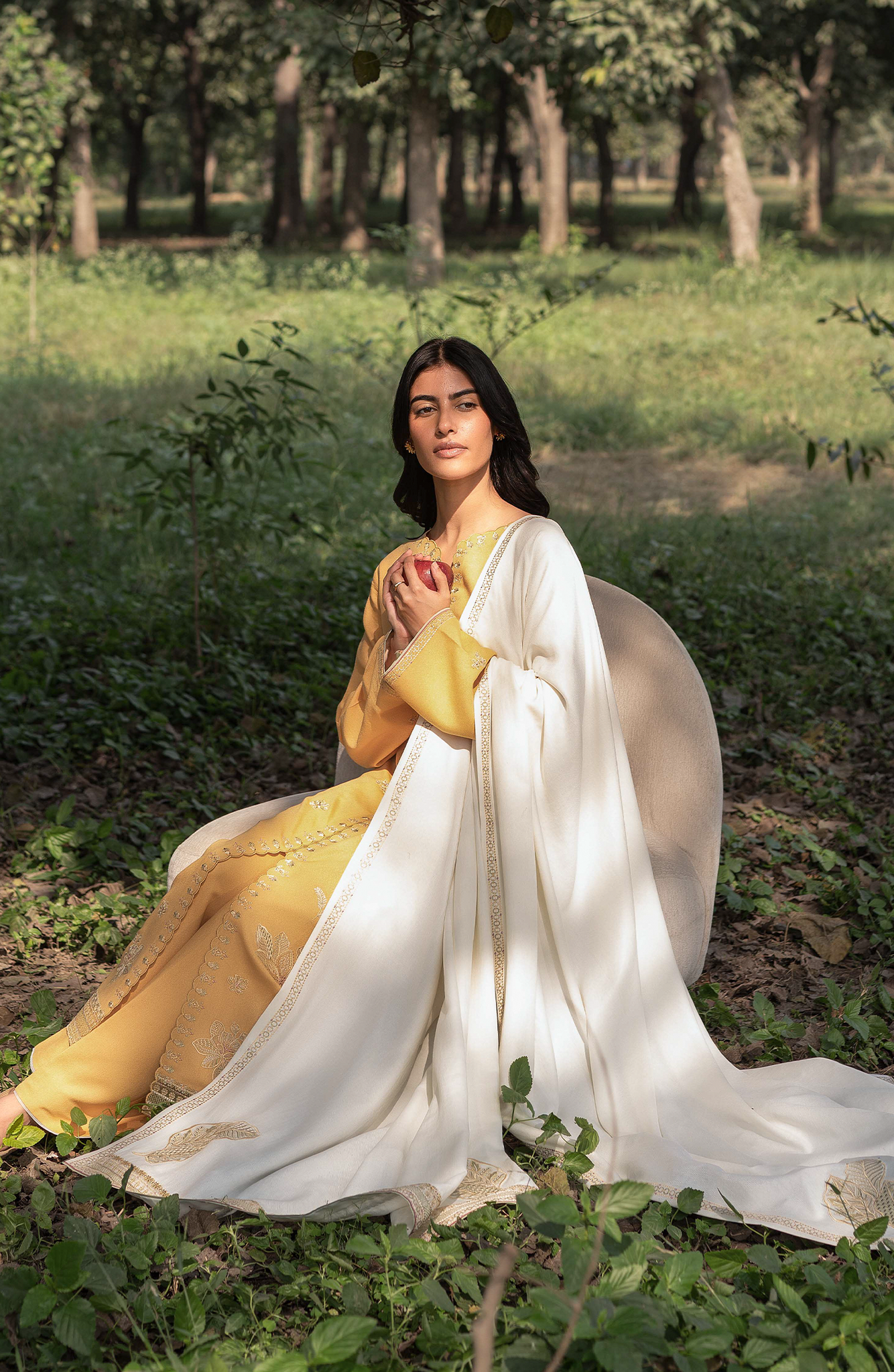 Seran | Whisper Garden Winter 24 | Leya