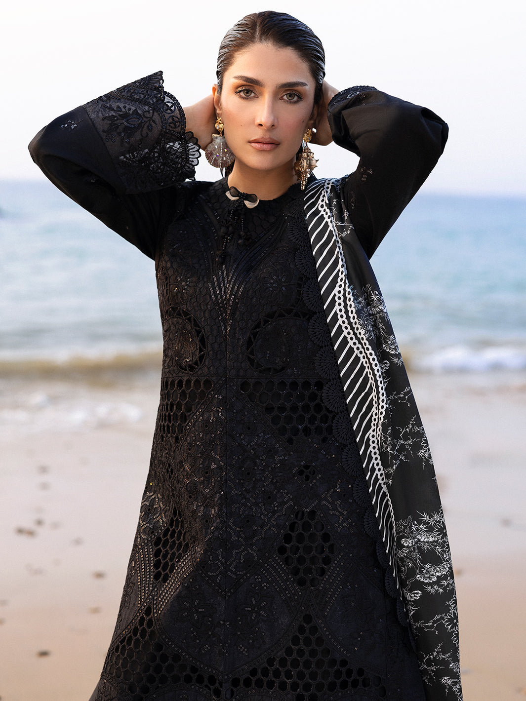 Mahnur | Sirena Luxury Lawn 25 | Sierra