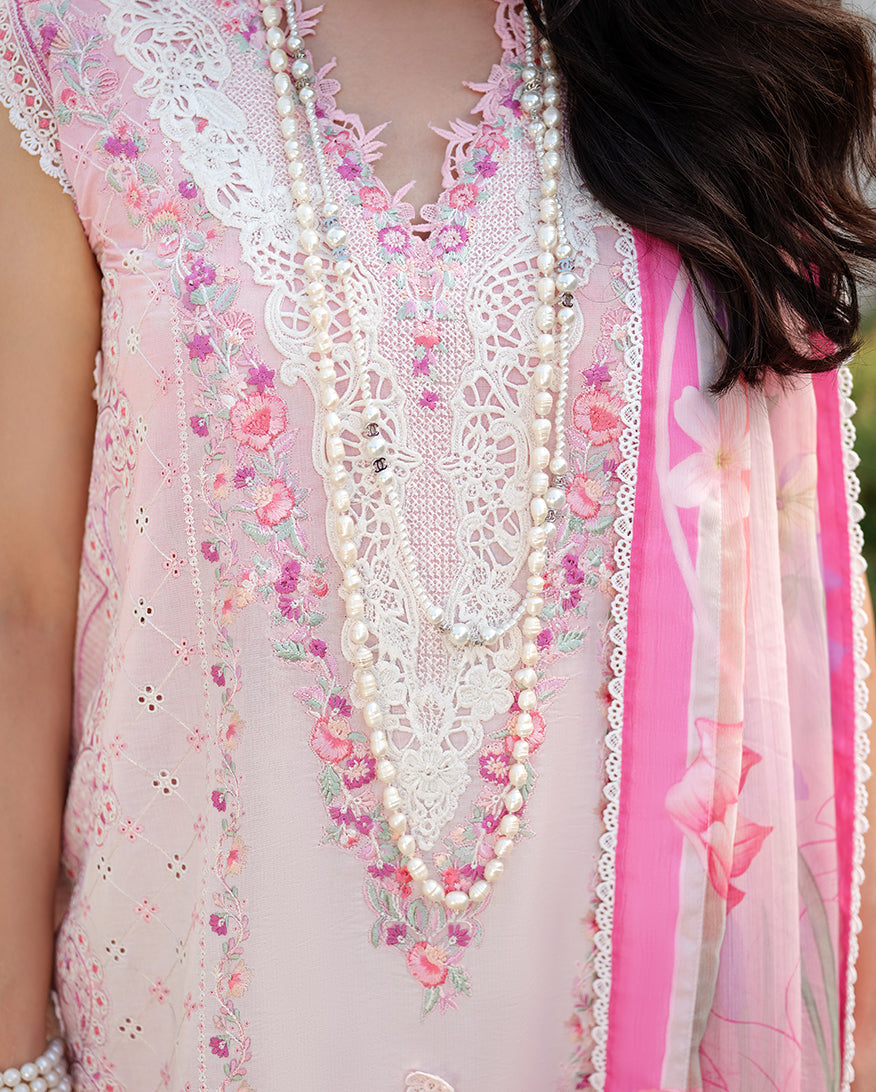 Mushq | Amoi Luxury Lawn | Silent Dreamer