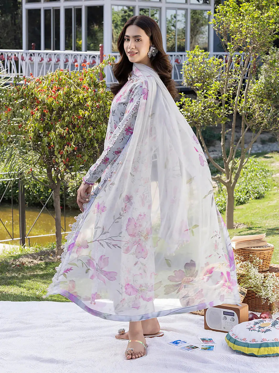 Izel | Oh Spring Lawn 25 | SUNLIT - Official Izel - Agha Fabrics UK