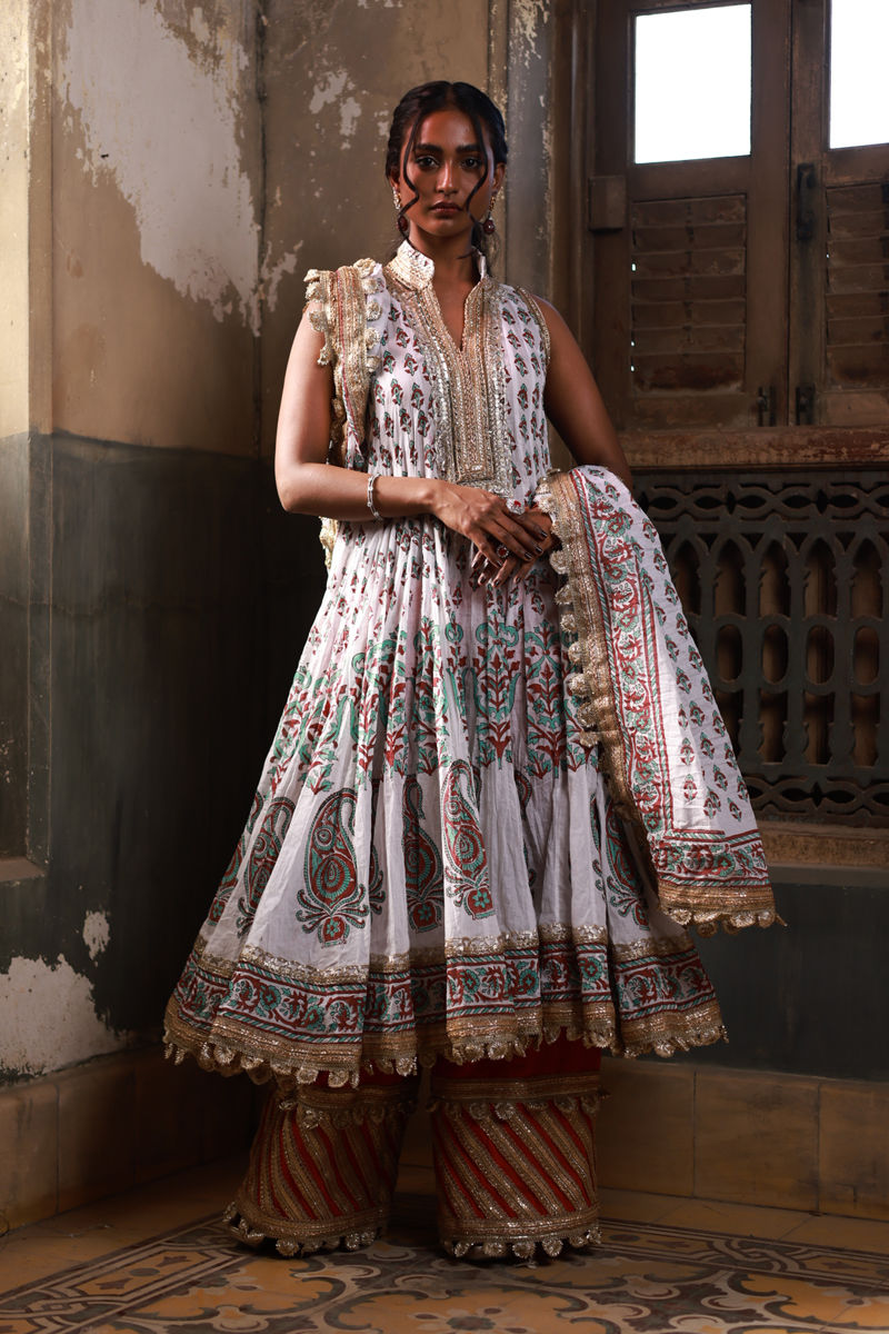 The Pink Tree Company | Spring ballet | IRIS