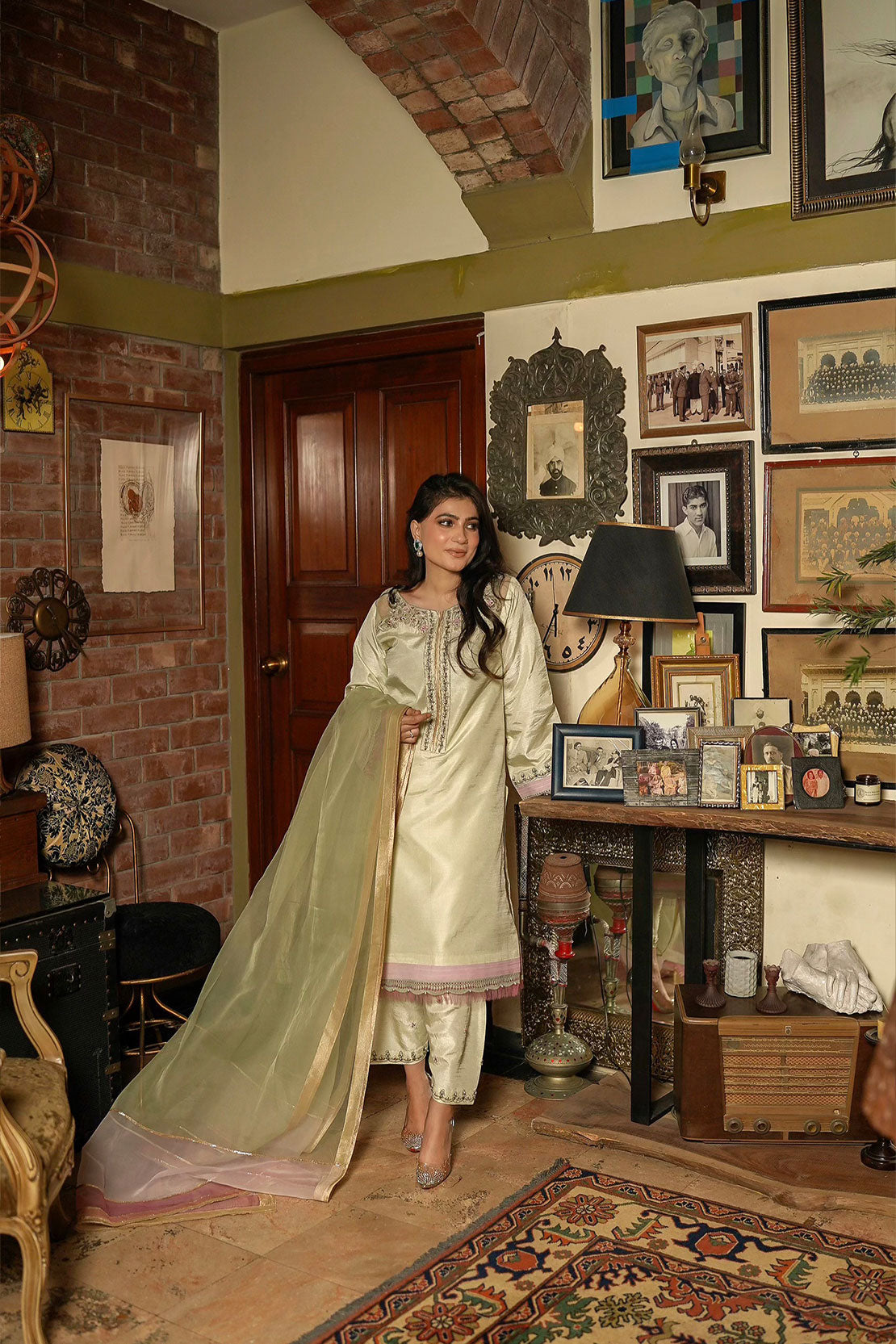 Leon | Leon Luxe Collection | MINT AFFAIRS