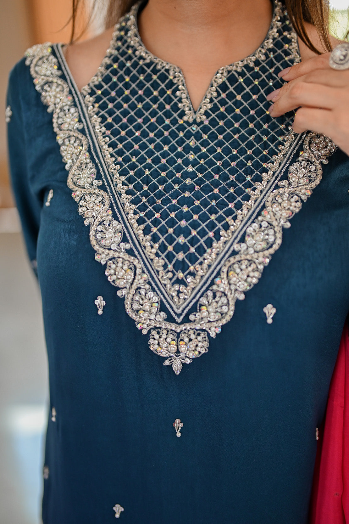 Leon | Leon Luxe Collection | ZOHRA