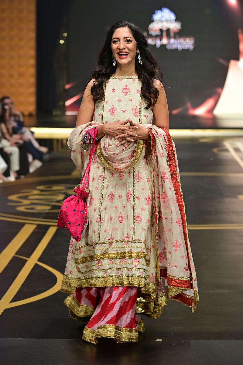 The Pink Tree Company | Weaves and Blocks | Pankhari Gulaab Ki