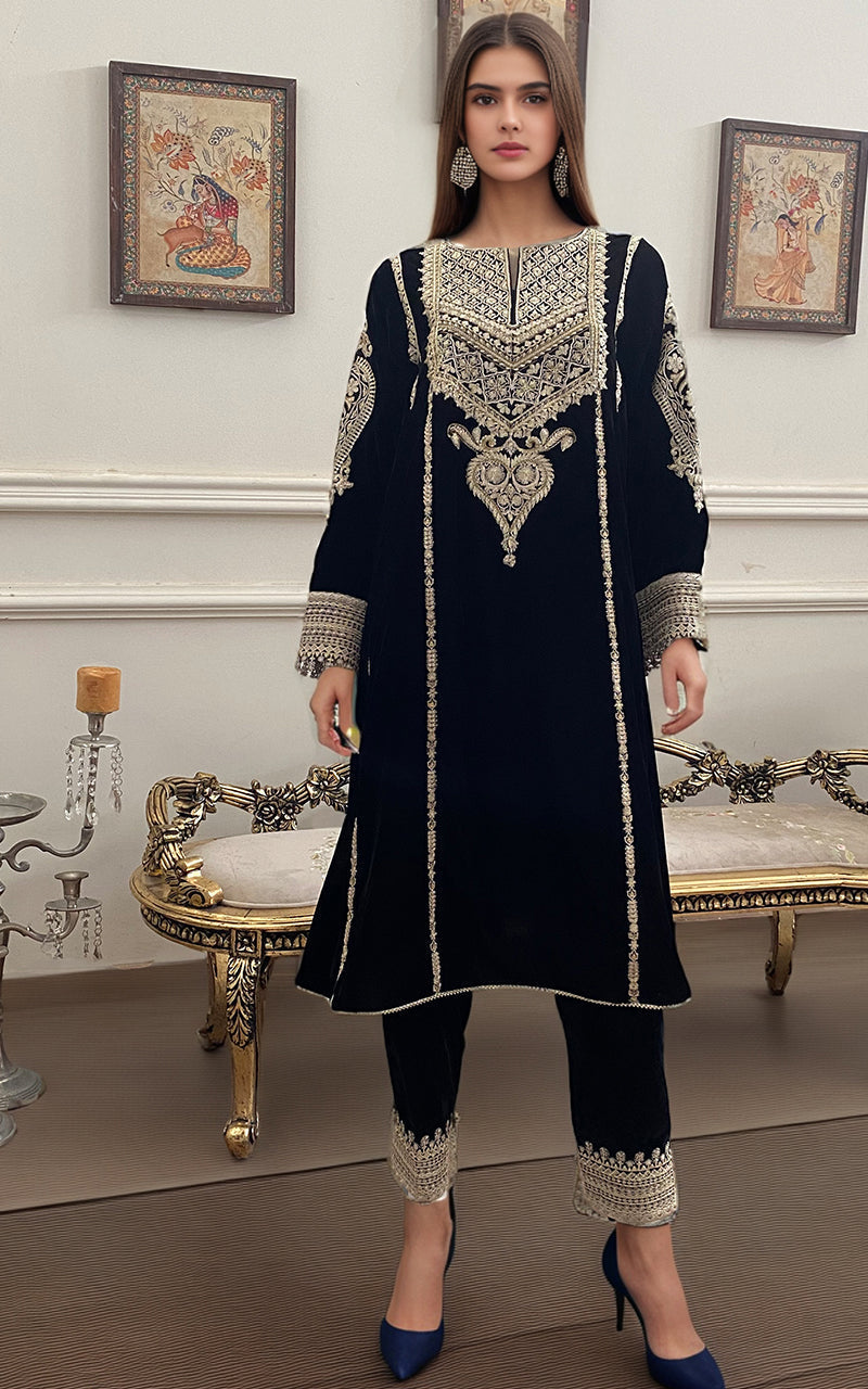 Threads and motifs | Velvet Collection | 9075