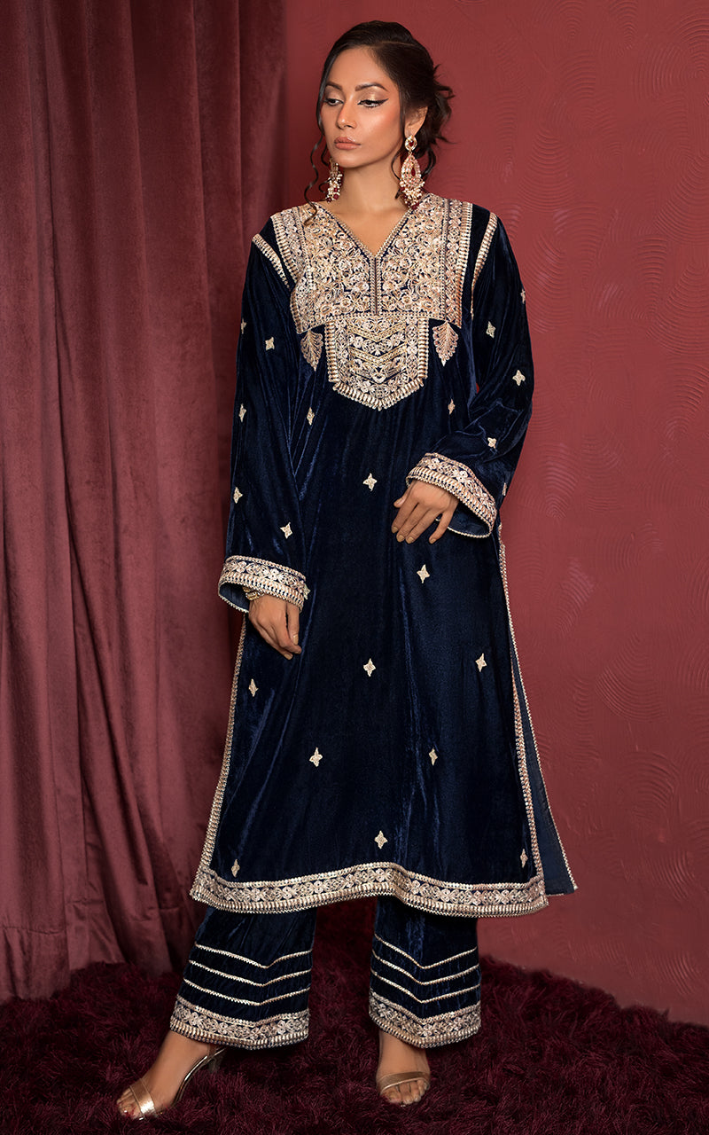 Threads and motifs | Velvet Collection | 9110
