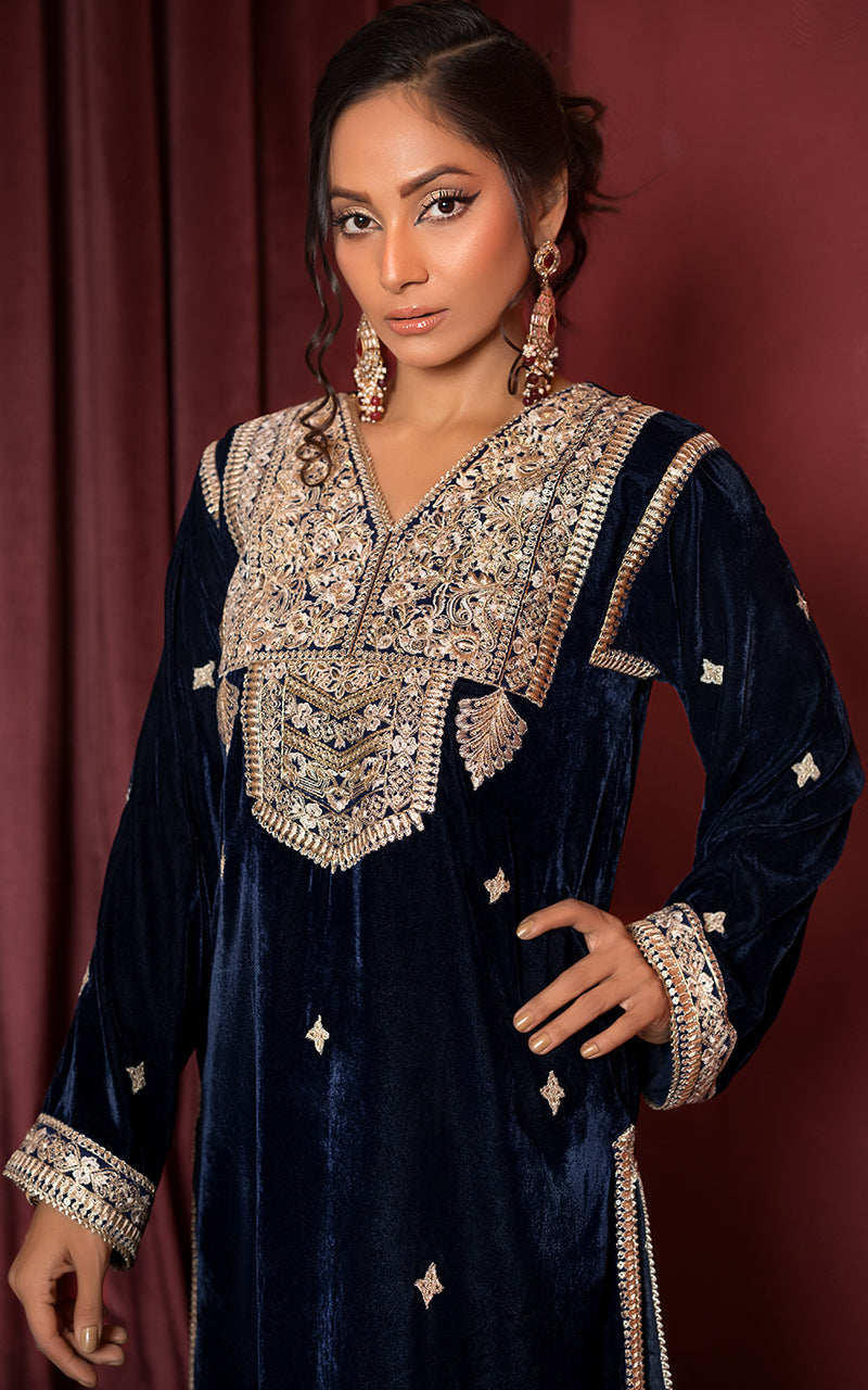 Threads and motifs | Velvet Collection | 9110