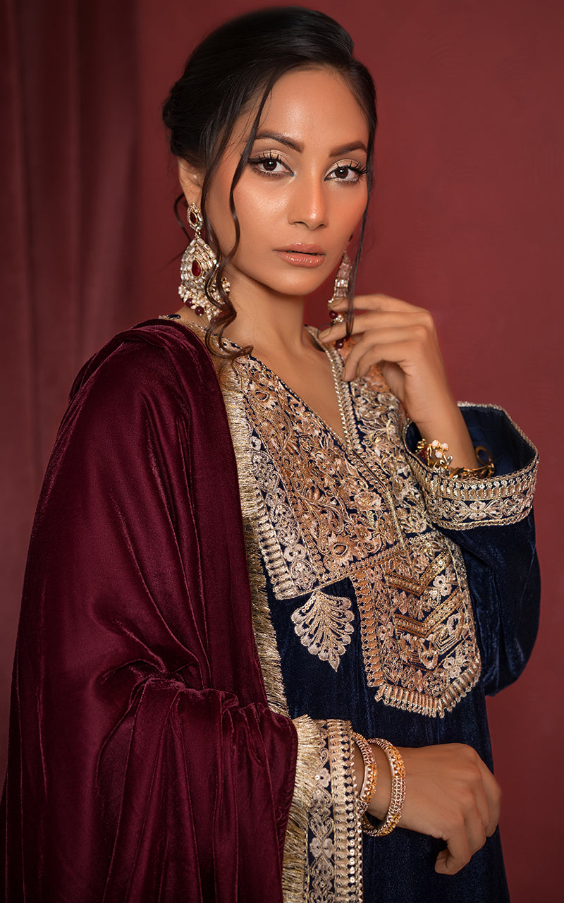 Threads and motifs | Velvet Collection | 9110