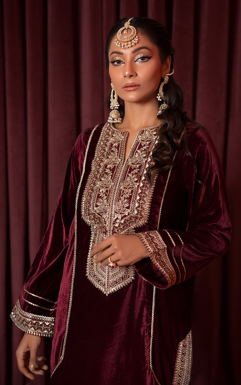 Threads and motifs | Velvet Collection | 9119