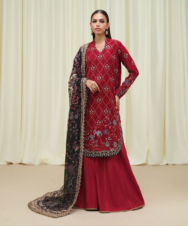 Sapphire | Fall Winter 25 | 3 Piece - Embroidered Velvet Suit U3FELX25V621