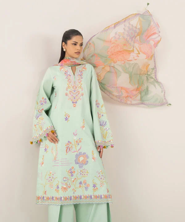 Sapphire | Fall Winter 25 | 3 Piece - Embroidered Lawn Suit U3PESG25V510