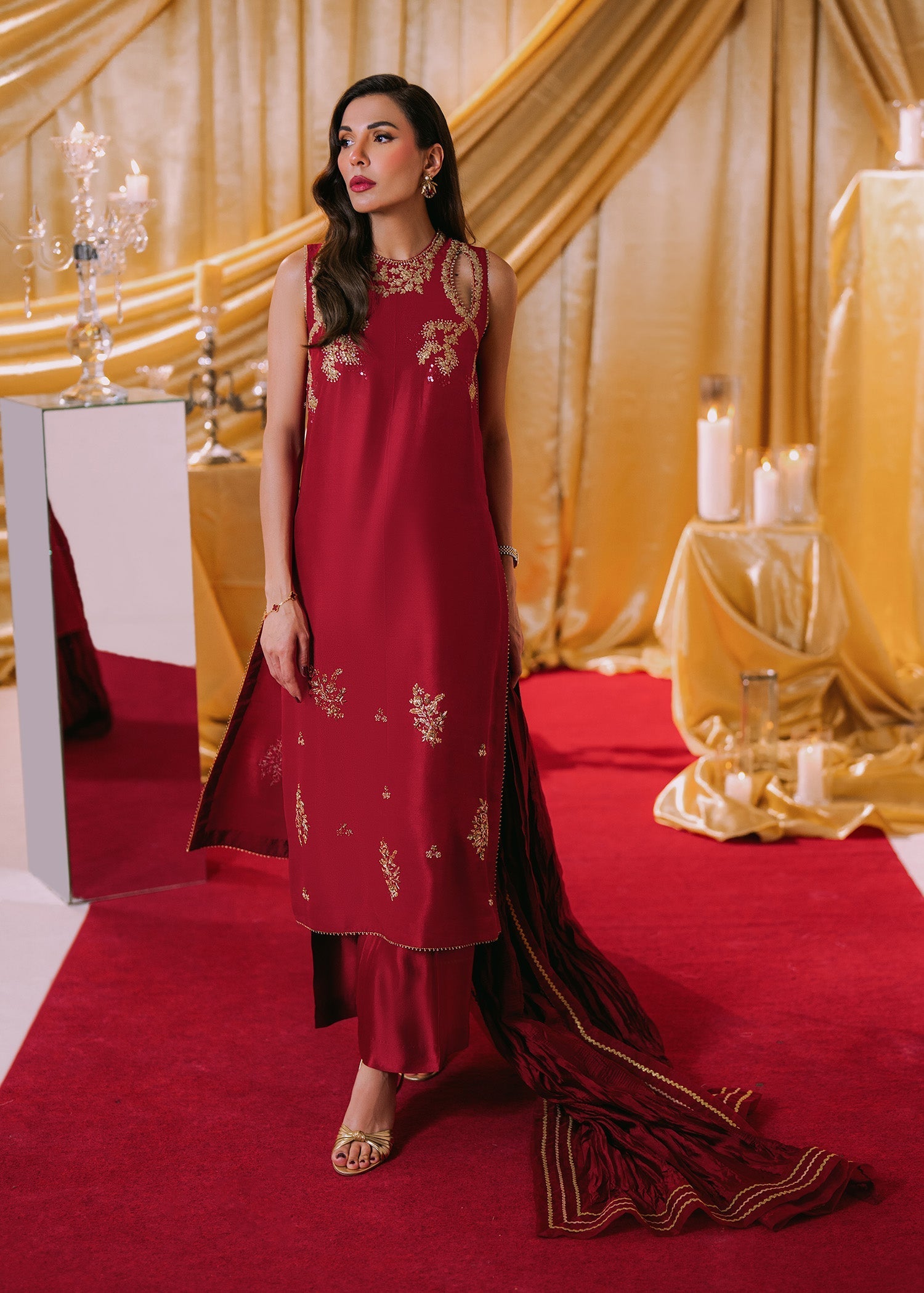 Umsha | Makhmal Winter Faves 24 | Lipstick Red