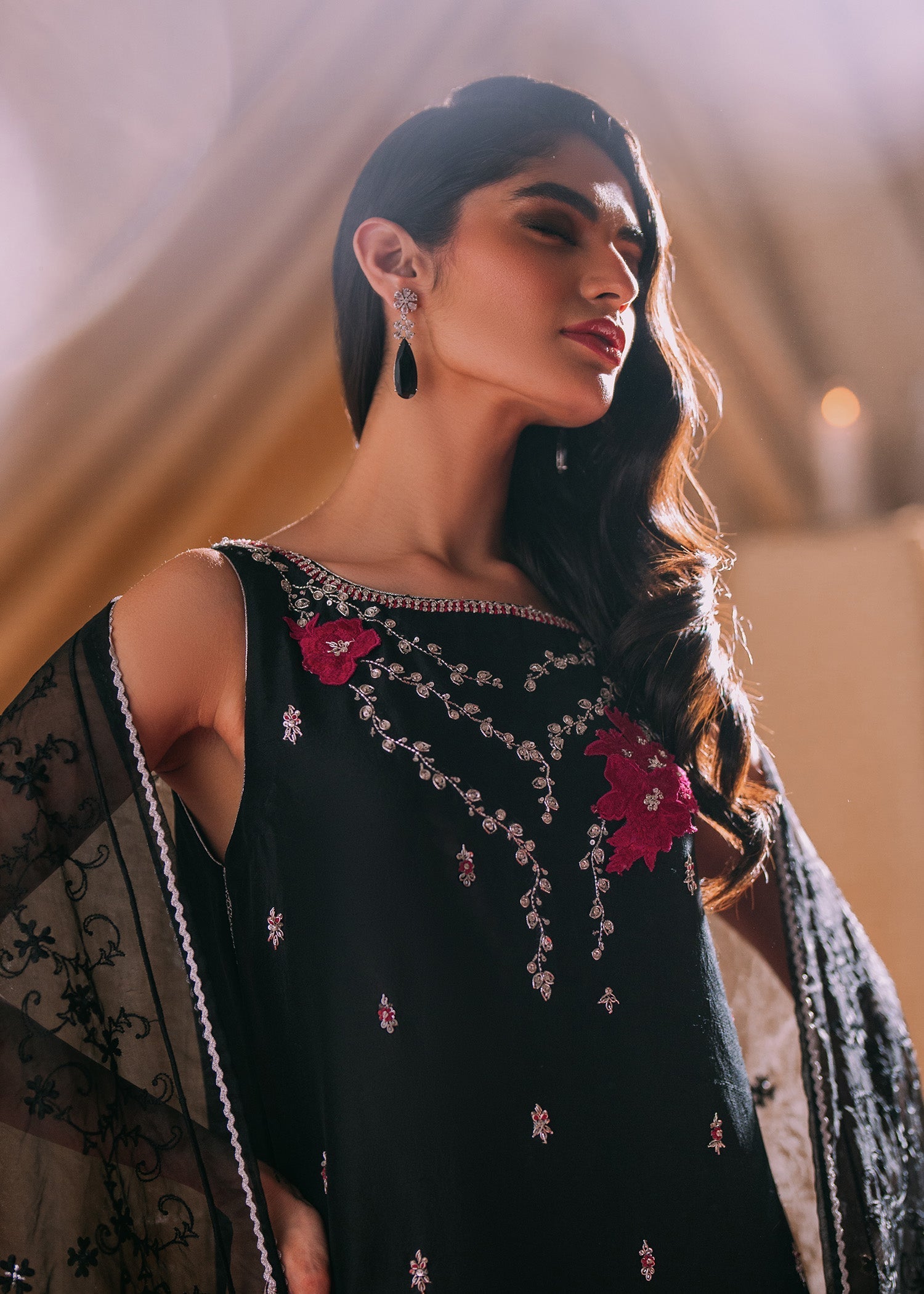 Umsha | Makhmal Winter Faves 24 | Smoked Pearl