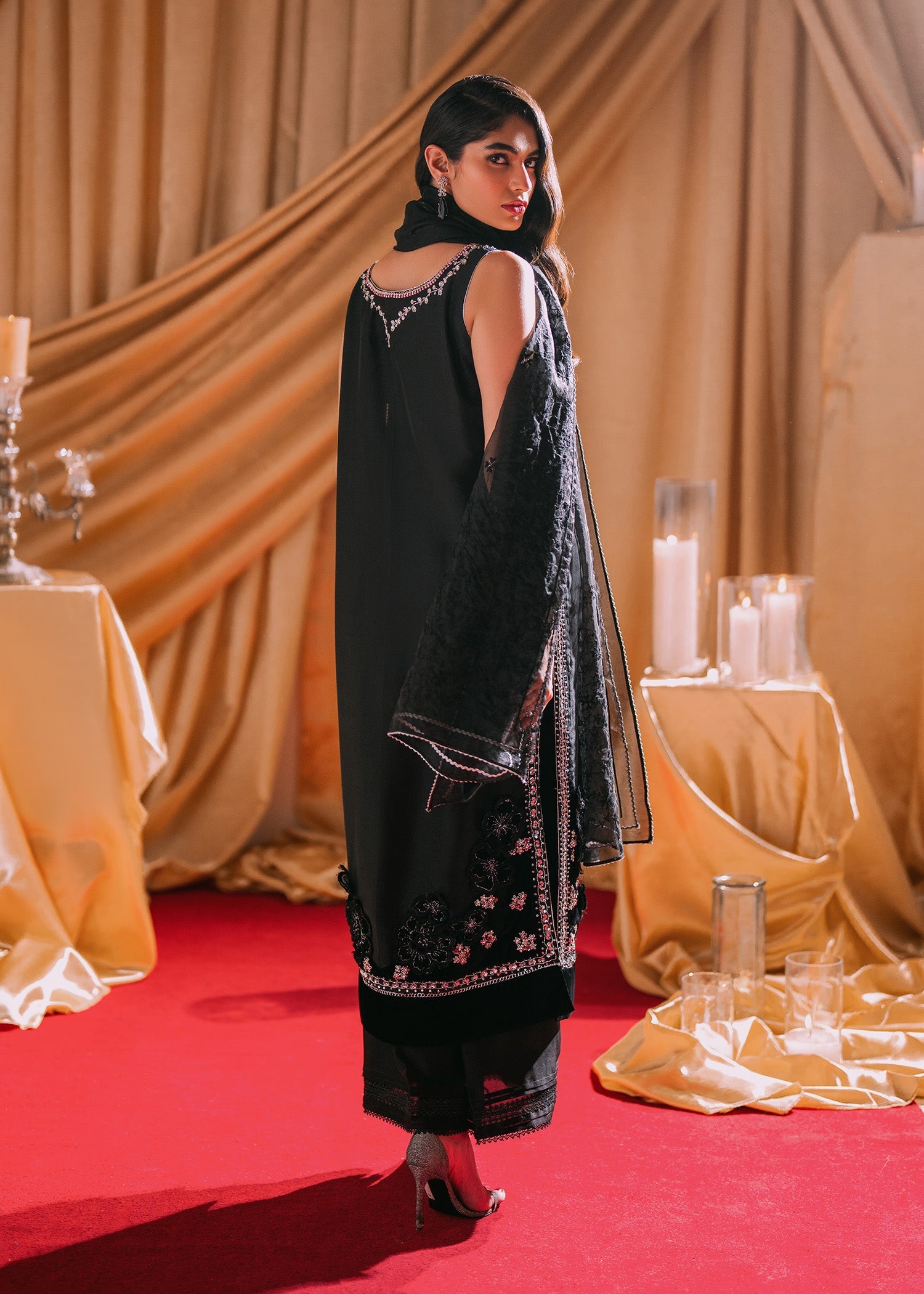 Umsha | Makhmal Winter Faves 24 | Smoked Pearl
