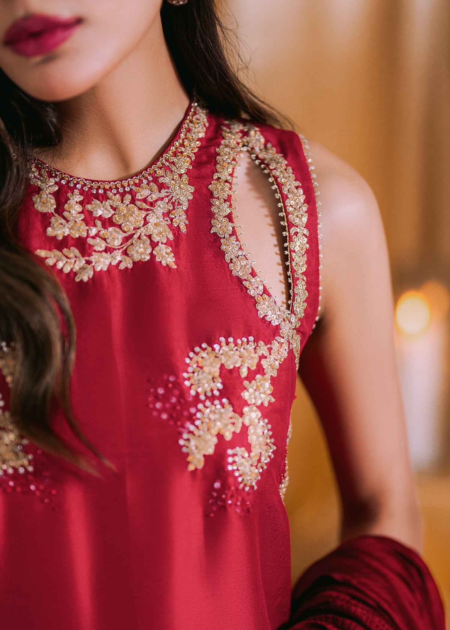 Umsha | Makhmal Winter Faves 24 | Lipstick Red