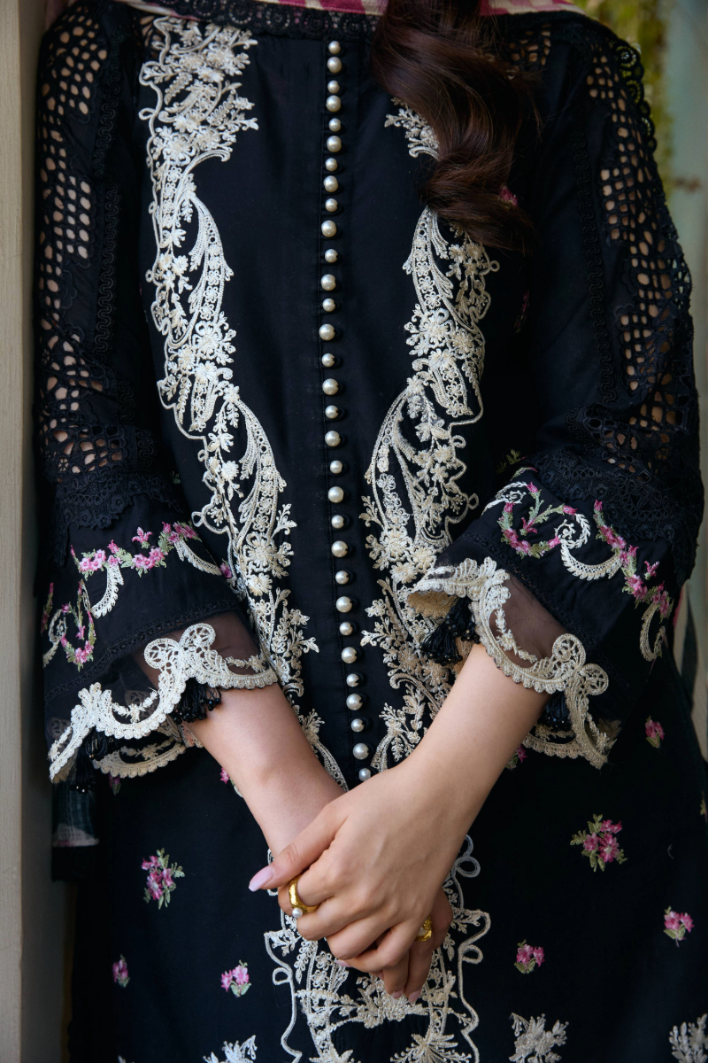 Manara | Vintage Flora 25 | LAILA