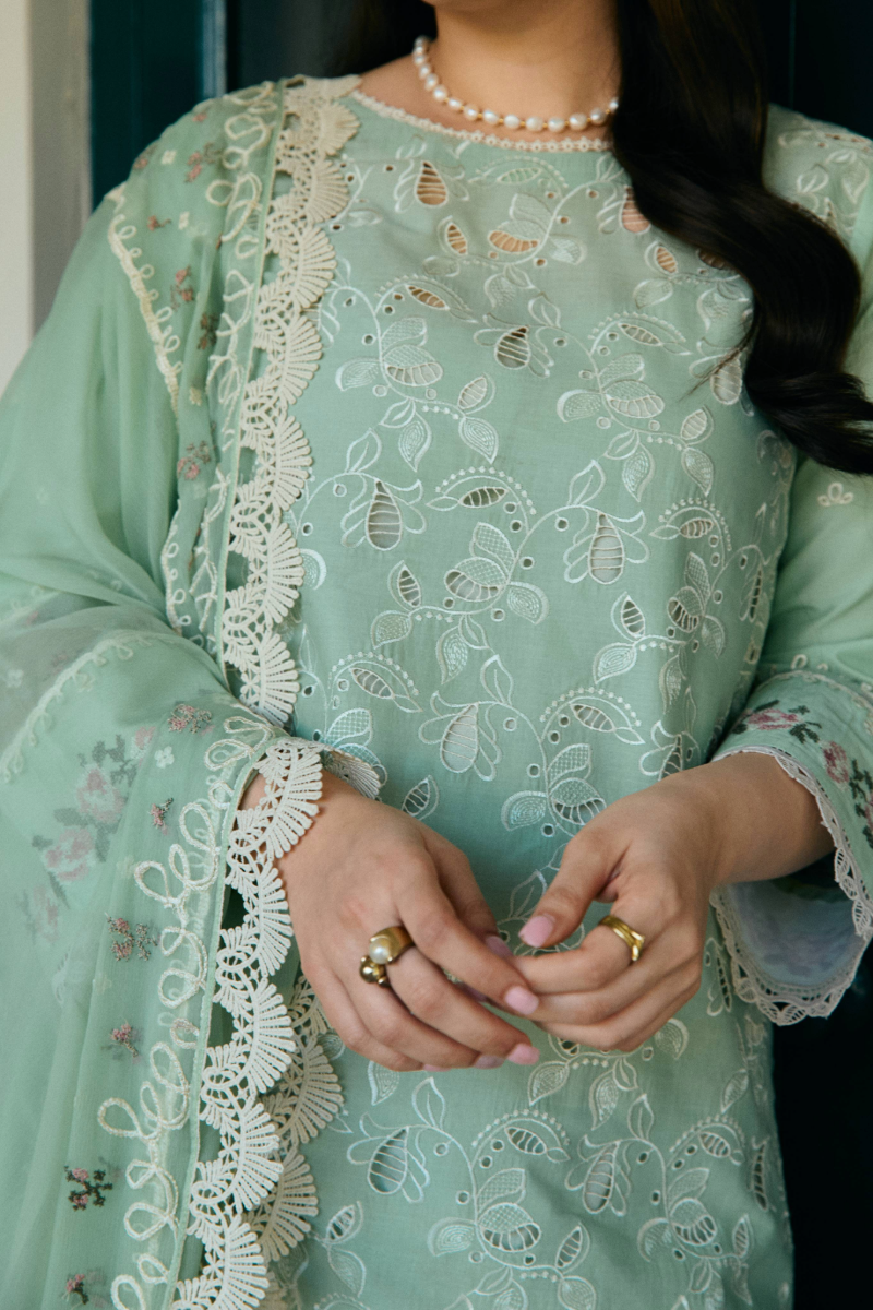 Manara | Vintage Flora 25 | MINA