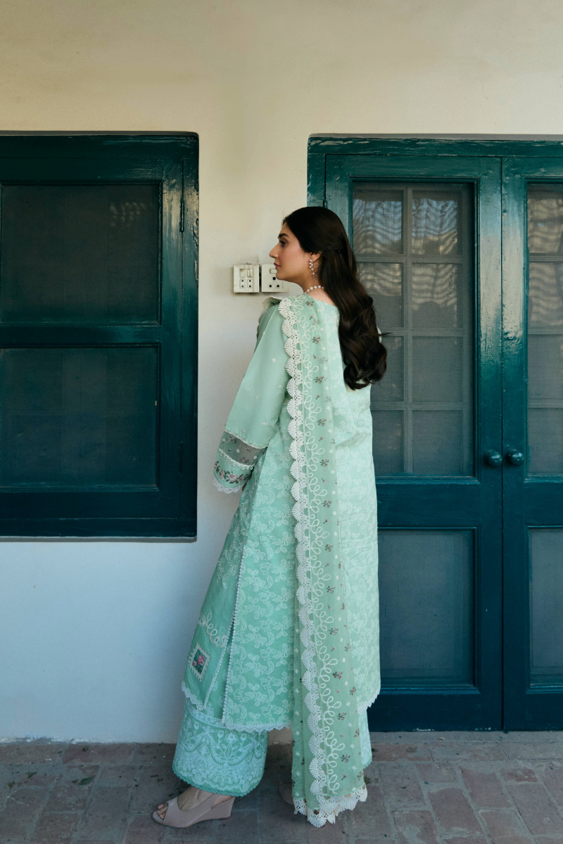 Manara | Vintage Flora 25 | MINA