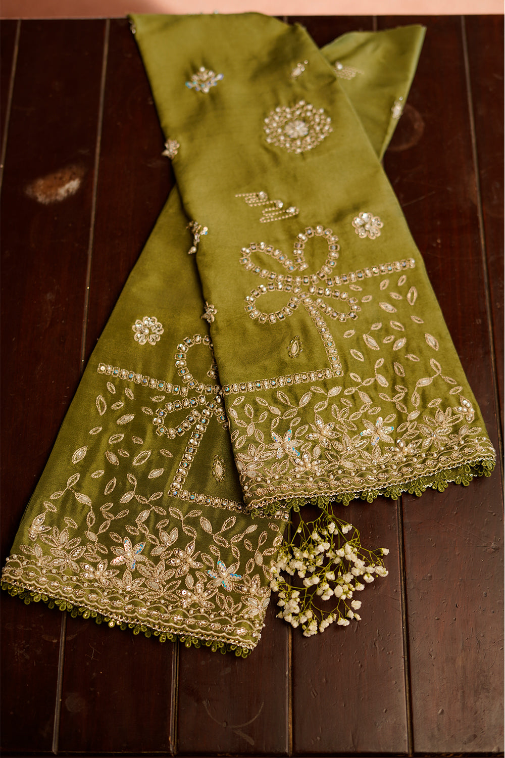 Nyra | Silk Pret A Porter 25 | Bella