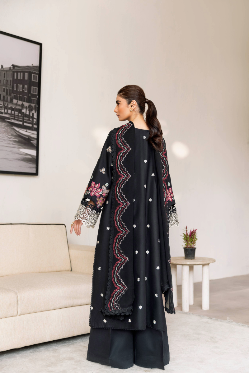 Manara | Mgrolia Garden 25 | MIDSUMMER NIGHT