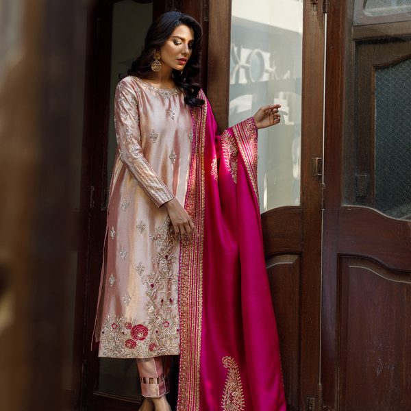 Wahajmkhan | Bahar Begum Formals | TISSUE PINK & MAGENTA SHAWL