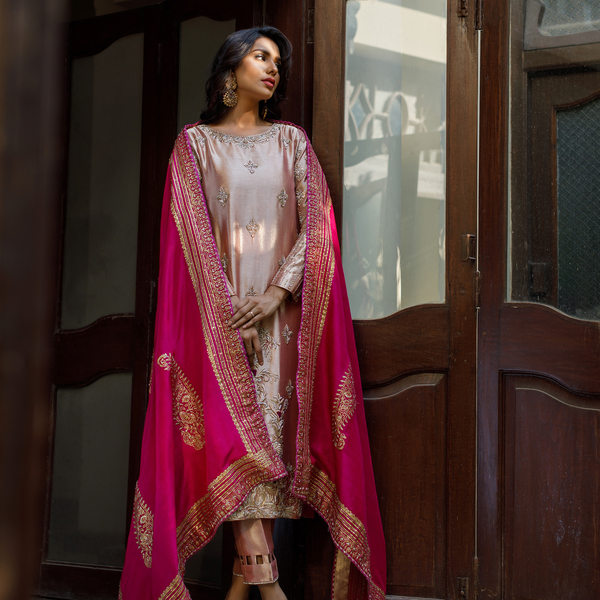 Wahajmkhan | Bahar Begum Formals | TISSUE PINK & MAGENTA SHAWL