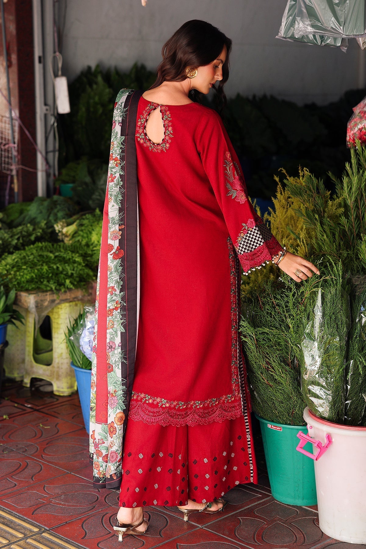 Charizma | Poshima Winters 25 | 3-pc Unstitched Wool Shawl Collection PSW5-08 - Official Charizma - Agha Fabrics UK