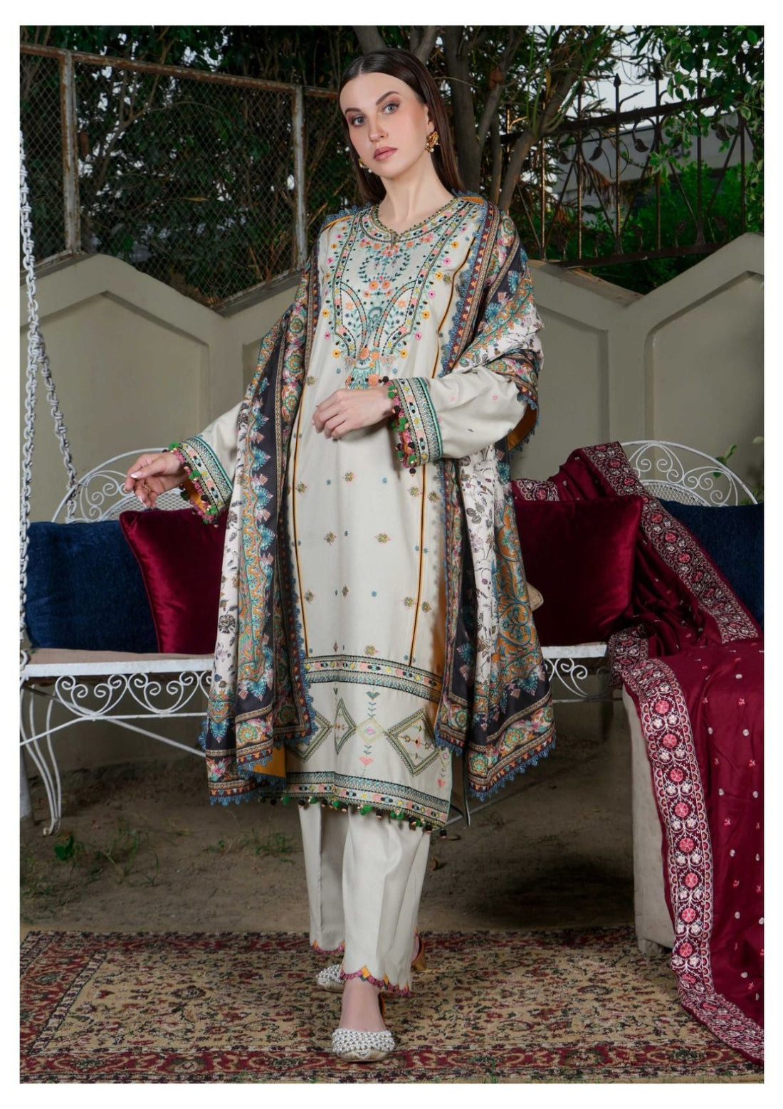 Winter Collection - La Elise - Zimistan - D#06 - Izel - Official La Elise - Agha Fabrics UK