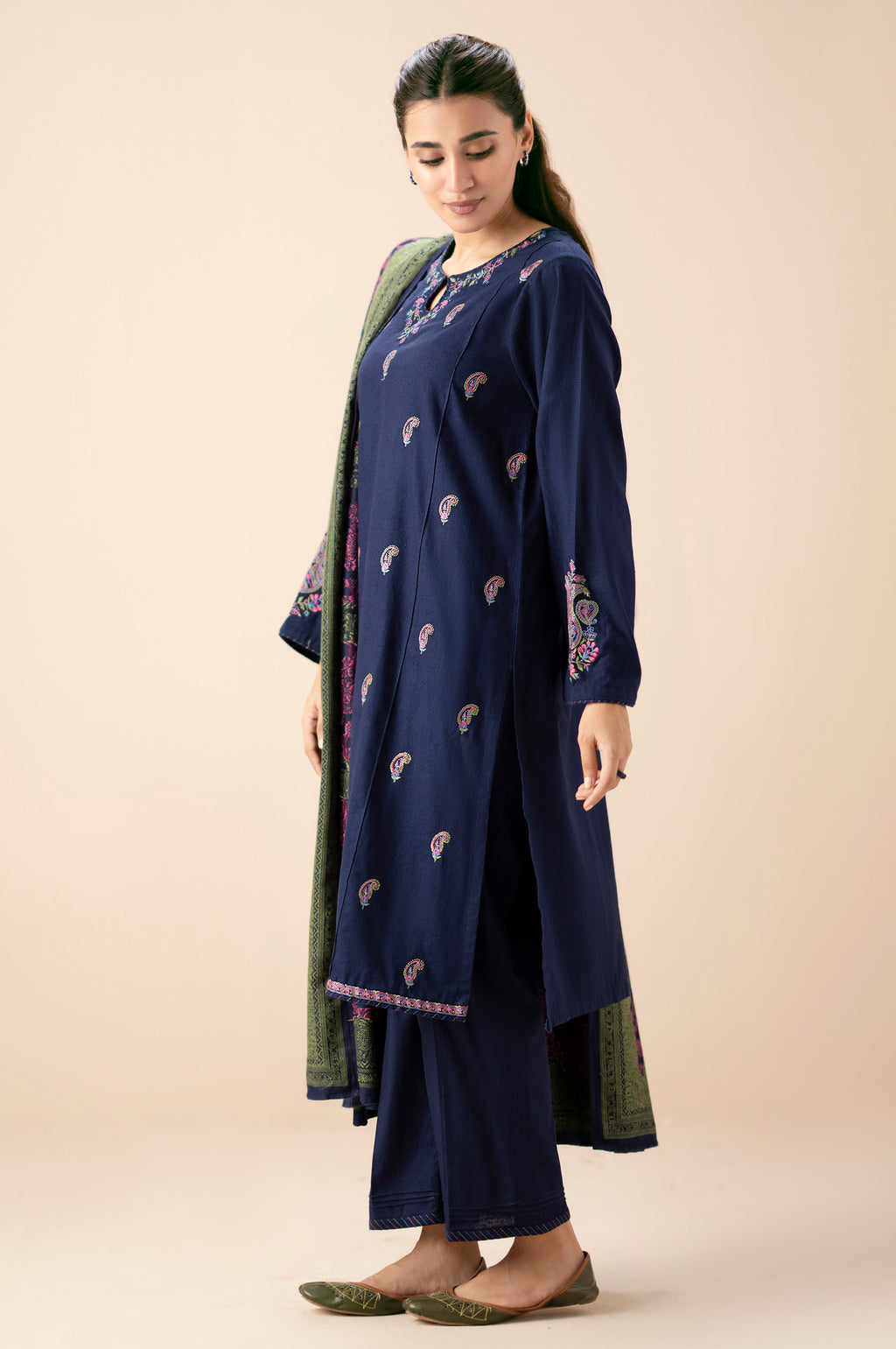 Zeen | Fall Edit 25 | WLM33864