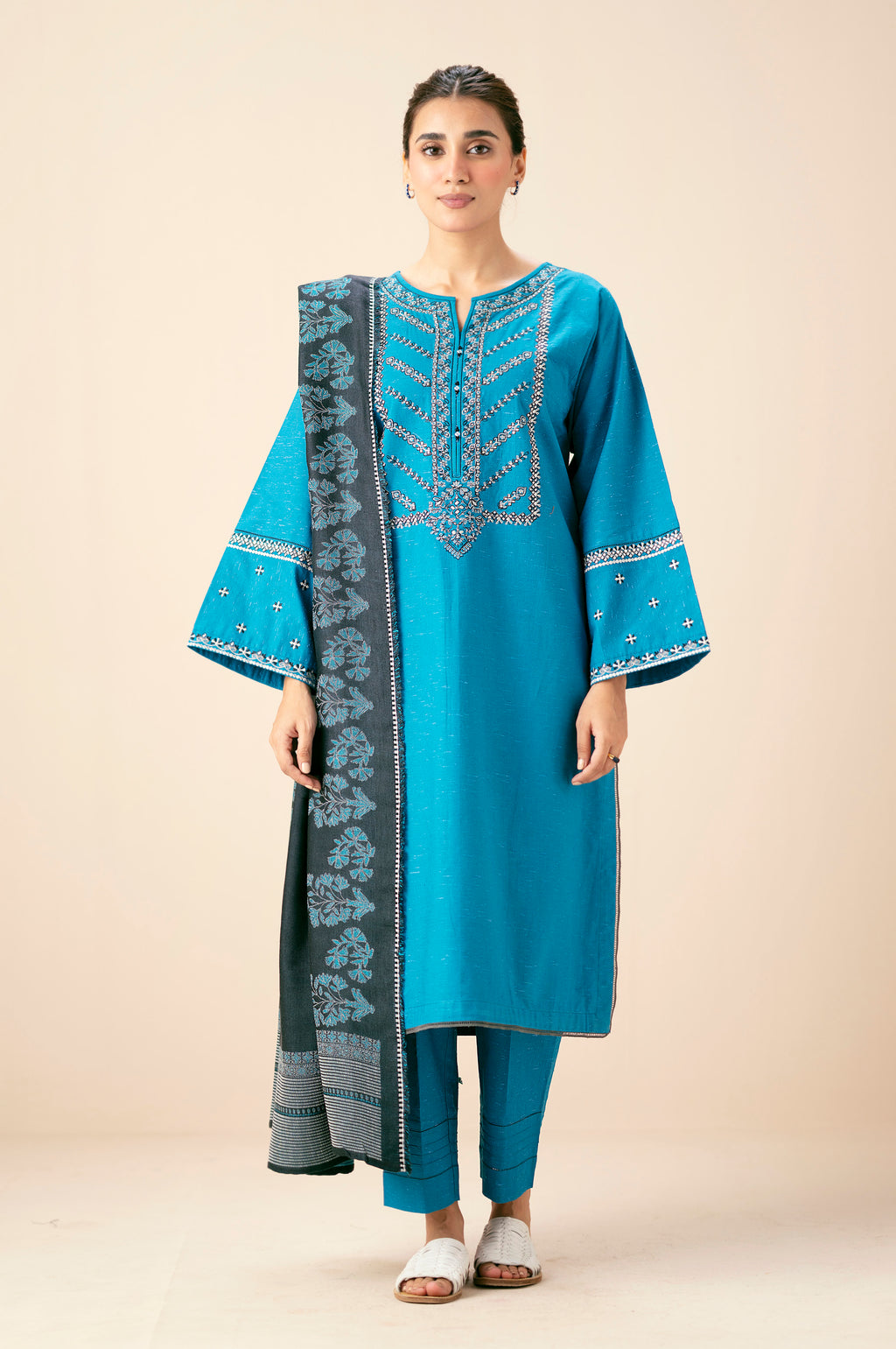 Zeen | Fall Edit 25 | WLM33871